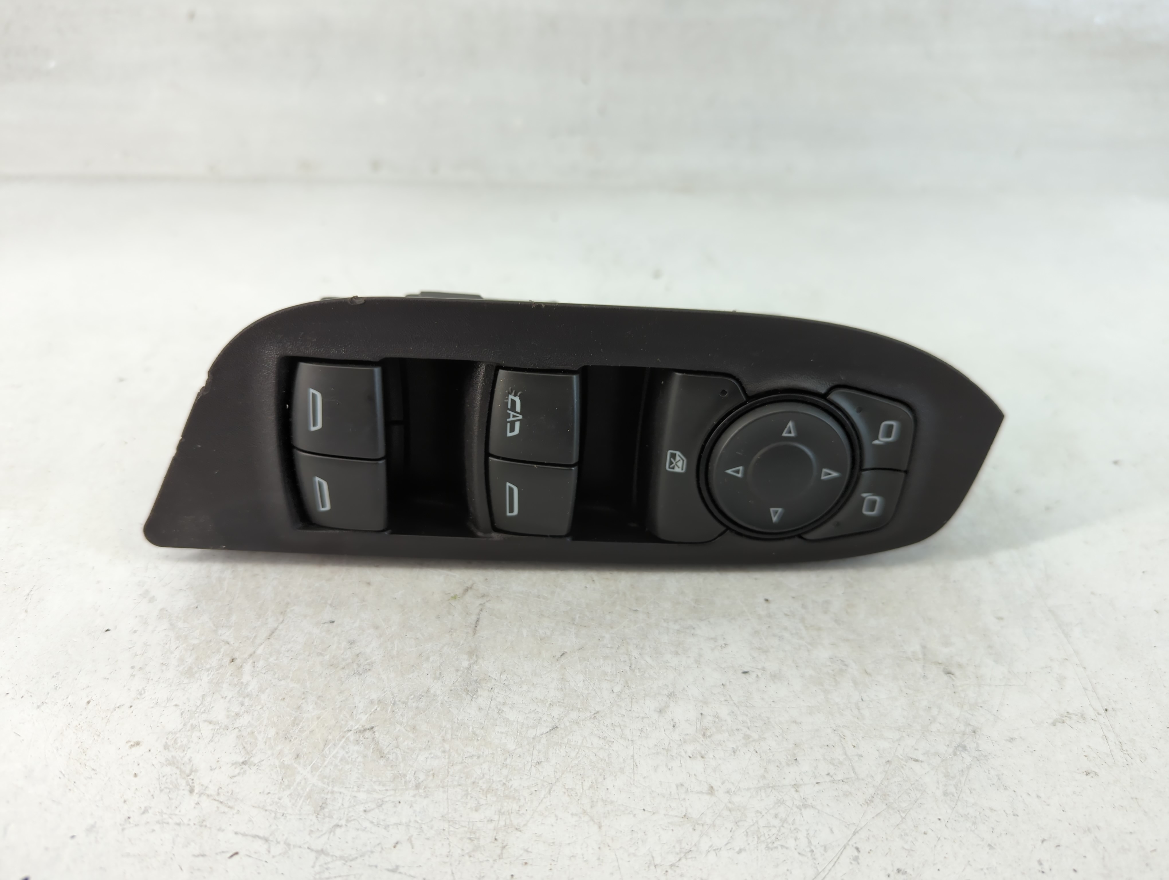 2018-2022 Chevrolet Equinox Driver Left Door Master Power Window Switch 850402 - Oemusedautoparts1.com