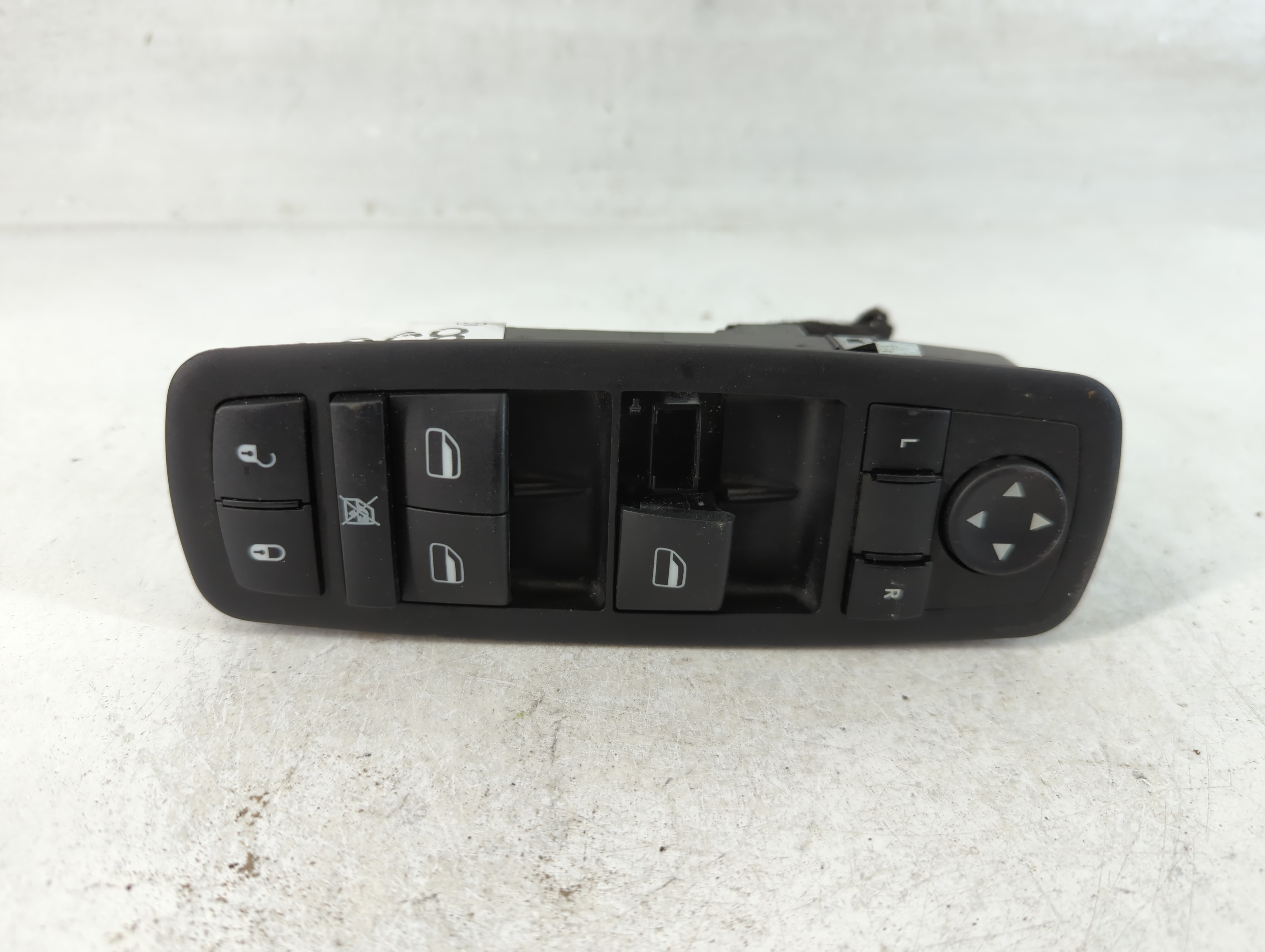 2015 Dodge Journey Driver Left Door Master Power Window Switch 68084001ab 850446 - Oemusedautoparts1.com