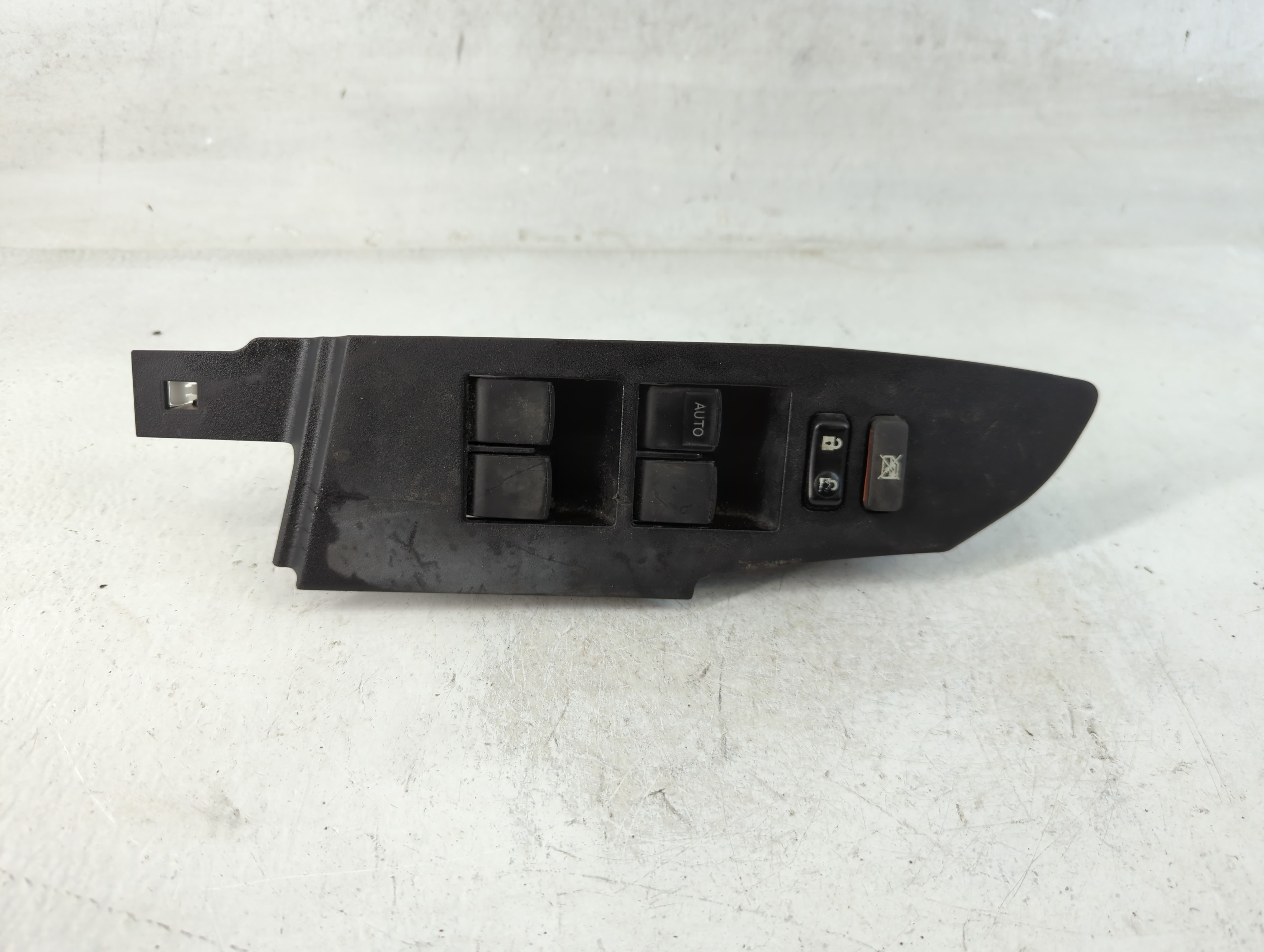 2014-2019 Toyota Corolla Driver Left Door Master Power Window Switch 850472 - Oemusedautoparts1.com