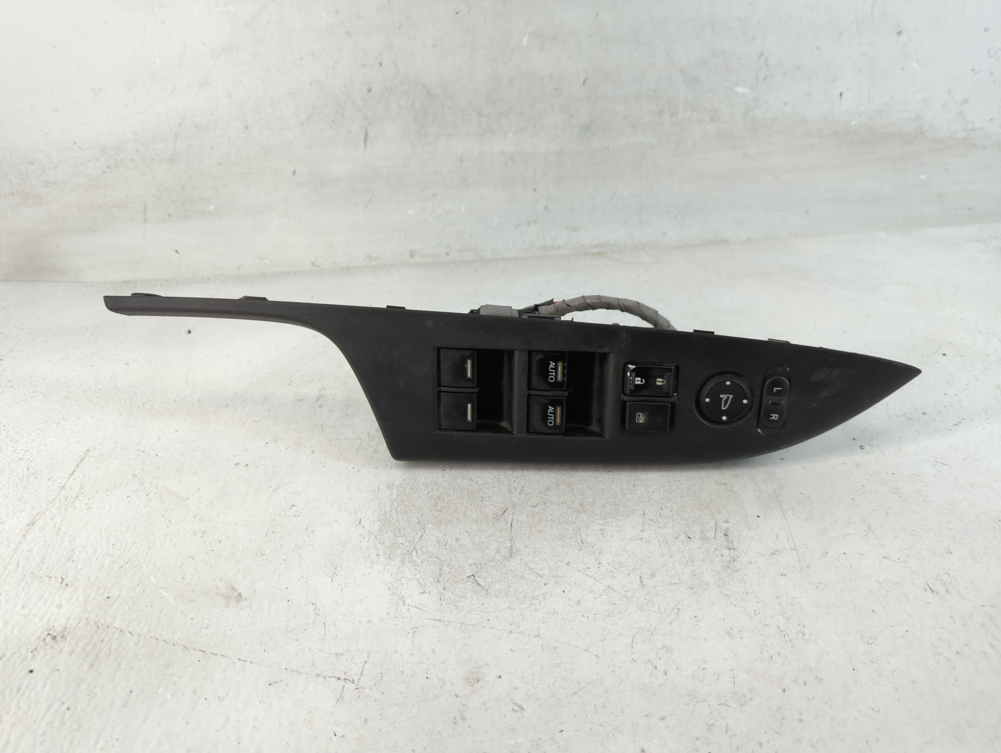 2013-2017 Honda Accord Driver Left Door Master Power Window Switch 850521 - Oemusedautoparts1.com