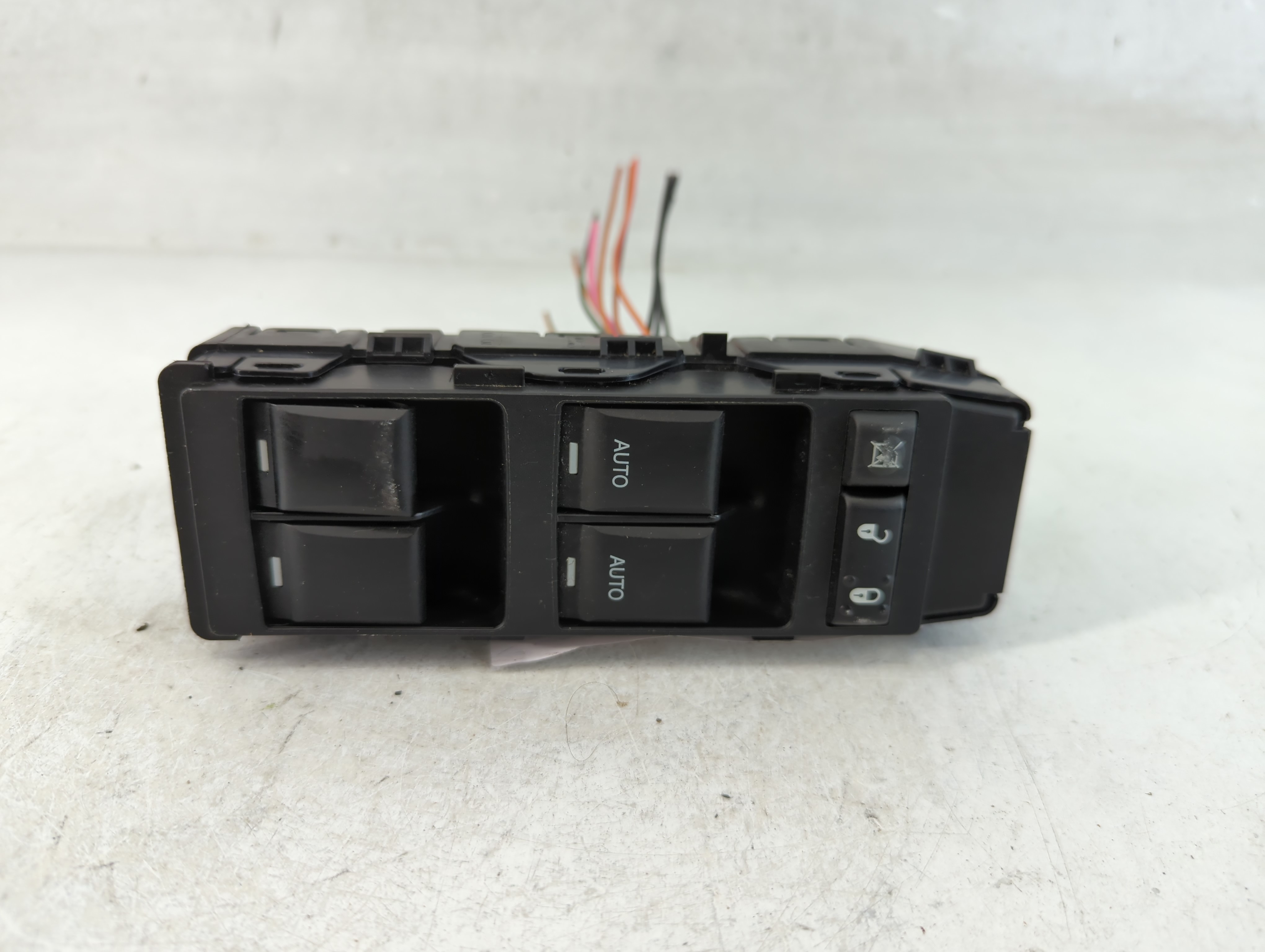 2011-2014 Chrysler 200 Driver Left Door Master Power Window Switch 850557 - Oemusedautoparts1.com