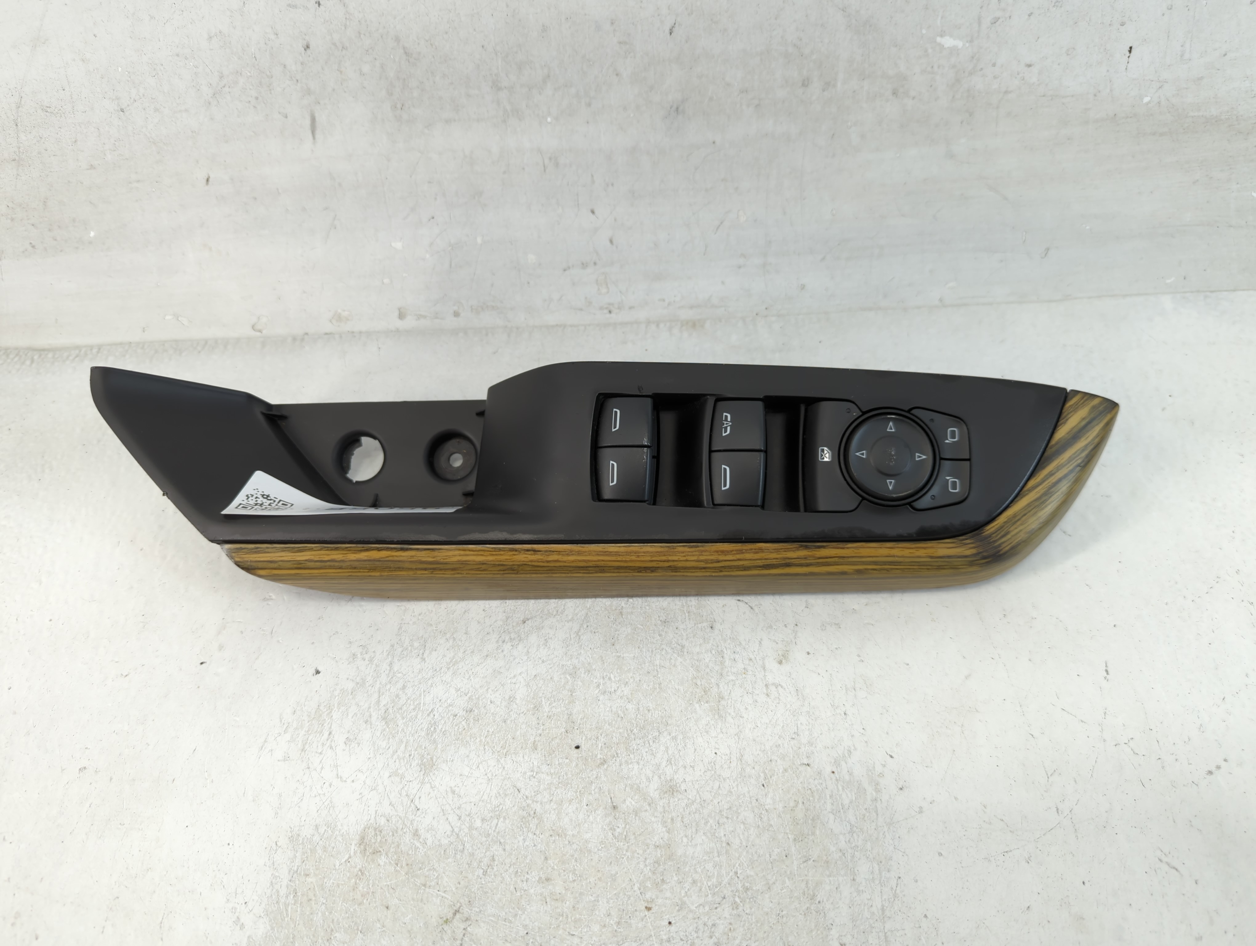 2014-2016 Chevrolet Malibu Driver Left Door Master Power Window Switch 850558 - Oemusedautoparts1.com