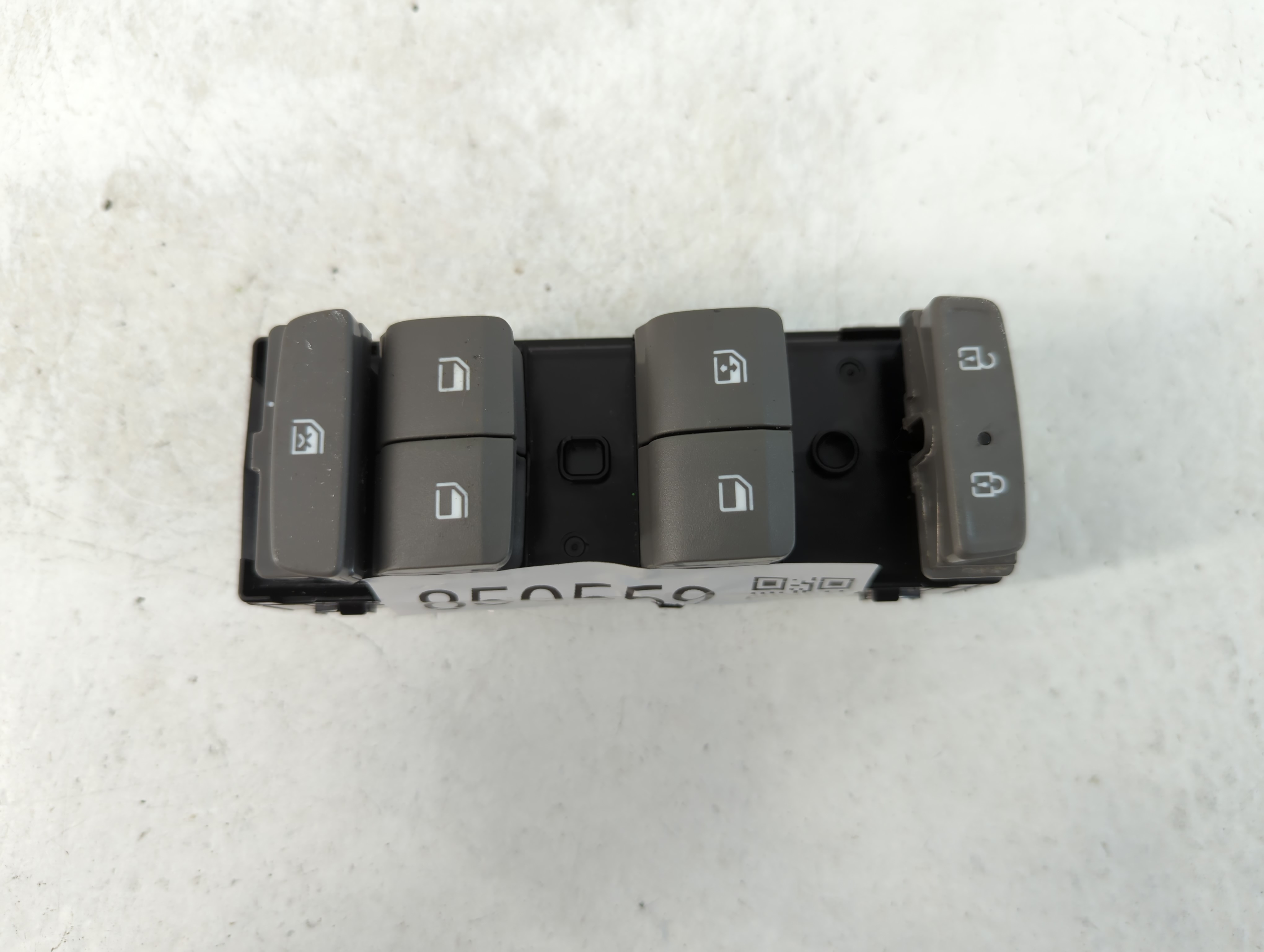 2021-2022 Hyundai Elantra Driver Left Door Master Power Window Switch 850559 - Oemusedautoparts1.com