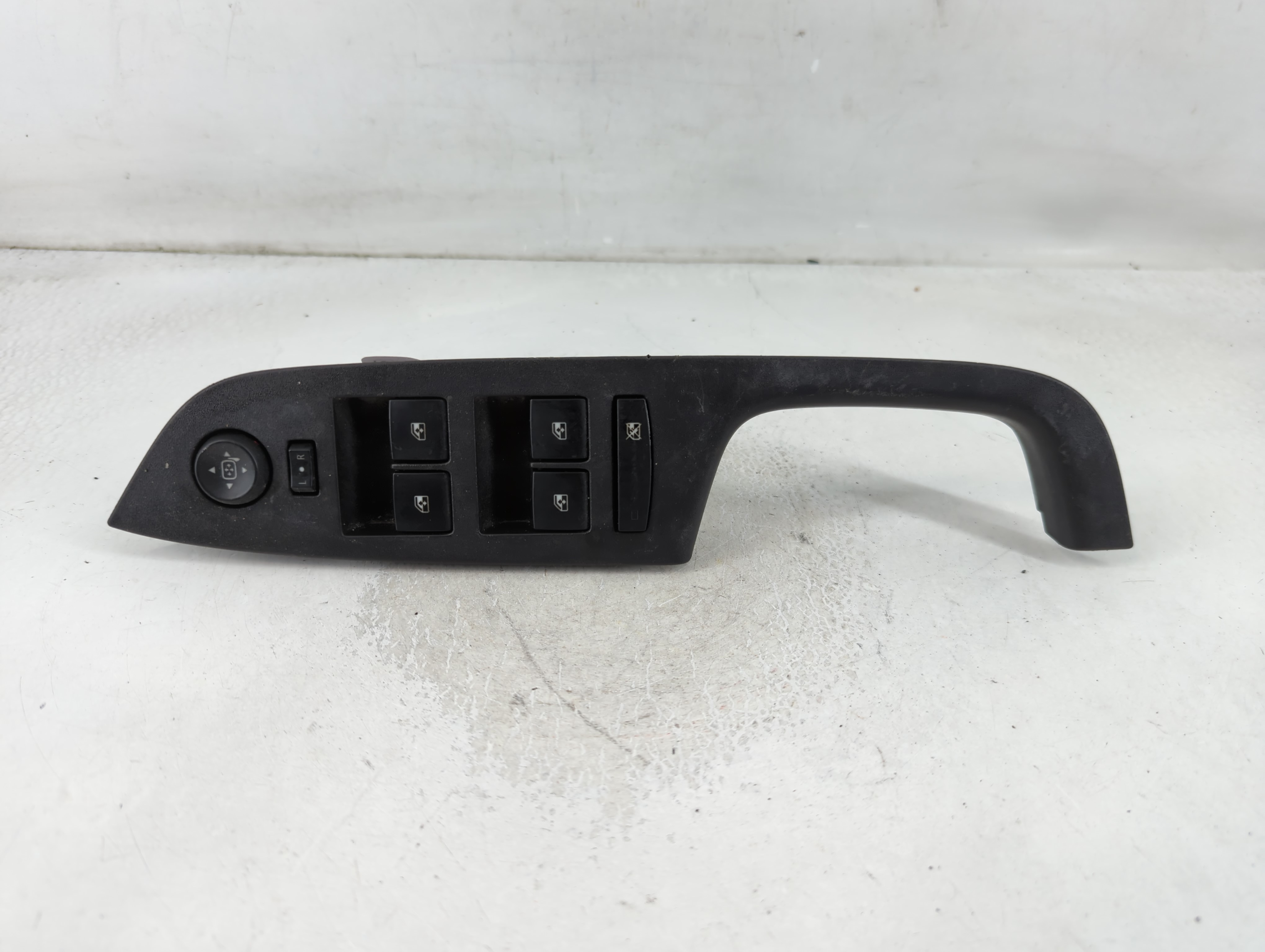 2010-2017 Gmc Terrain Driver Left Door Master Power Window Switch 850632 - Oemusedautoparts1.com
