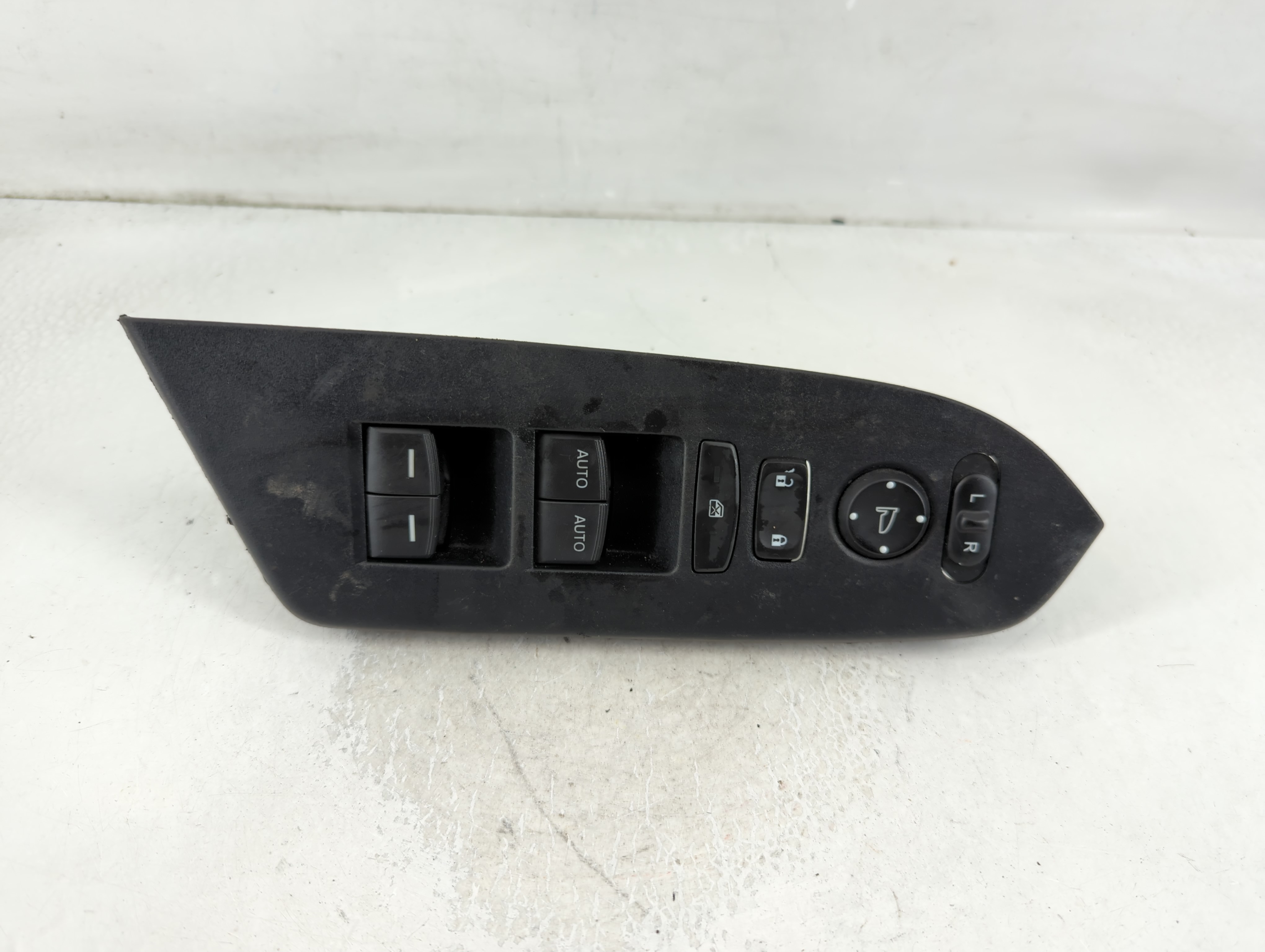 2018-2022 Toyota C-hr Driver Left Door Master Power Window Switch Tla-a31 850659 - Oemusedautoparts1.com
