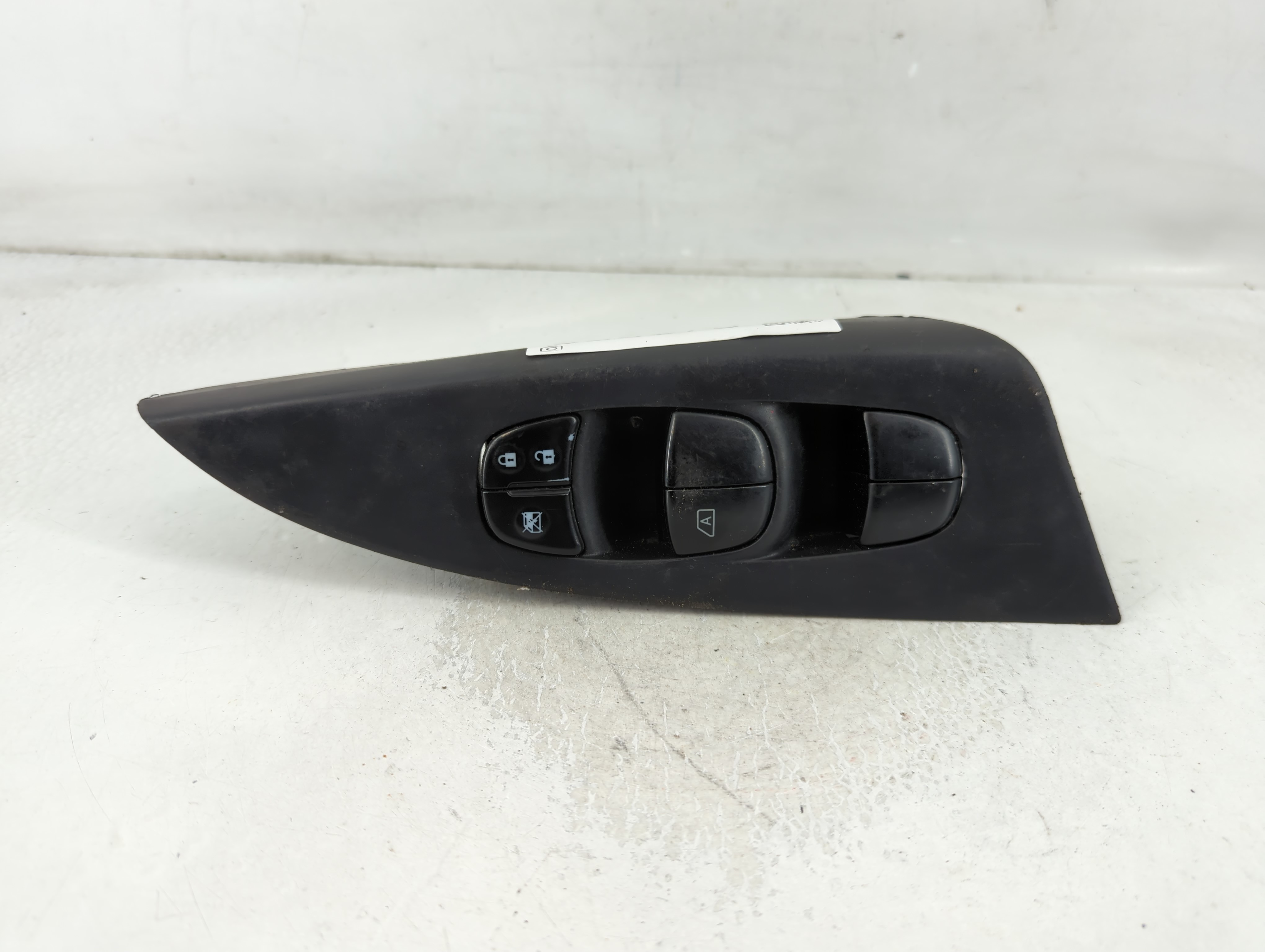 2013-2019 Nissan Sentra Driver Left Door Master Power Window Switch 850670 - Oemusedautoparts1.com