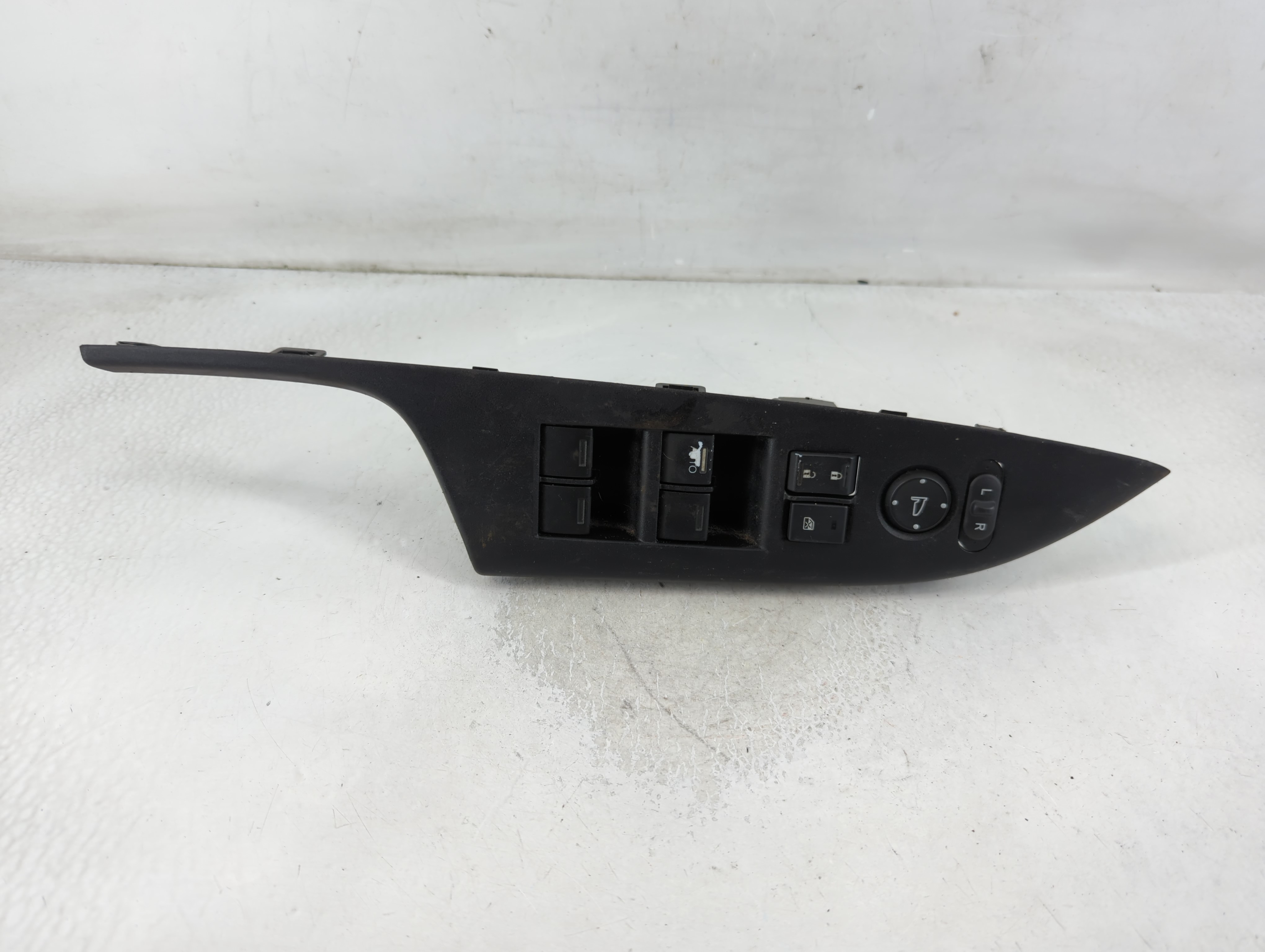 Picture of 2013-2017 Honda Accord Driver Left Door Master Power Window Switch 850674
