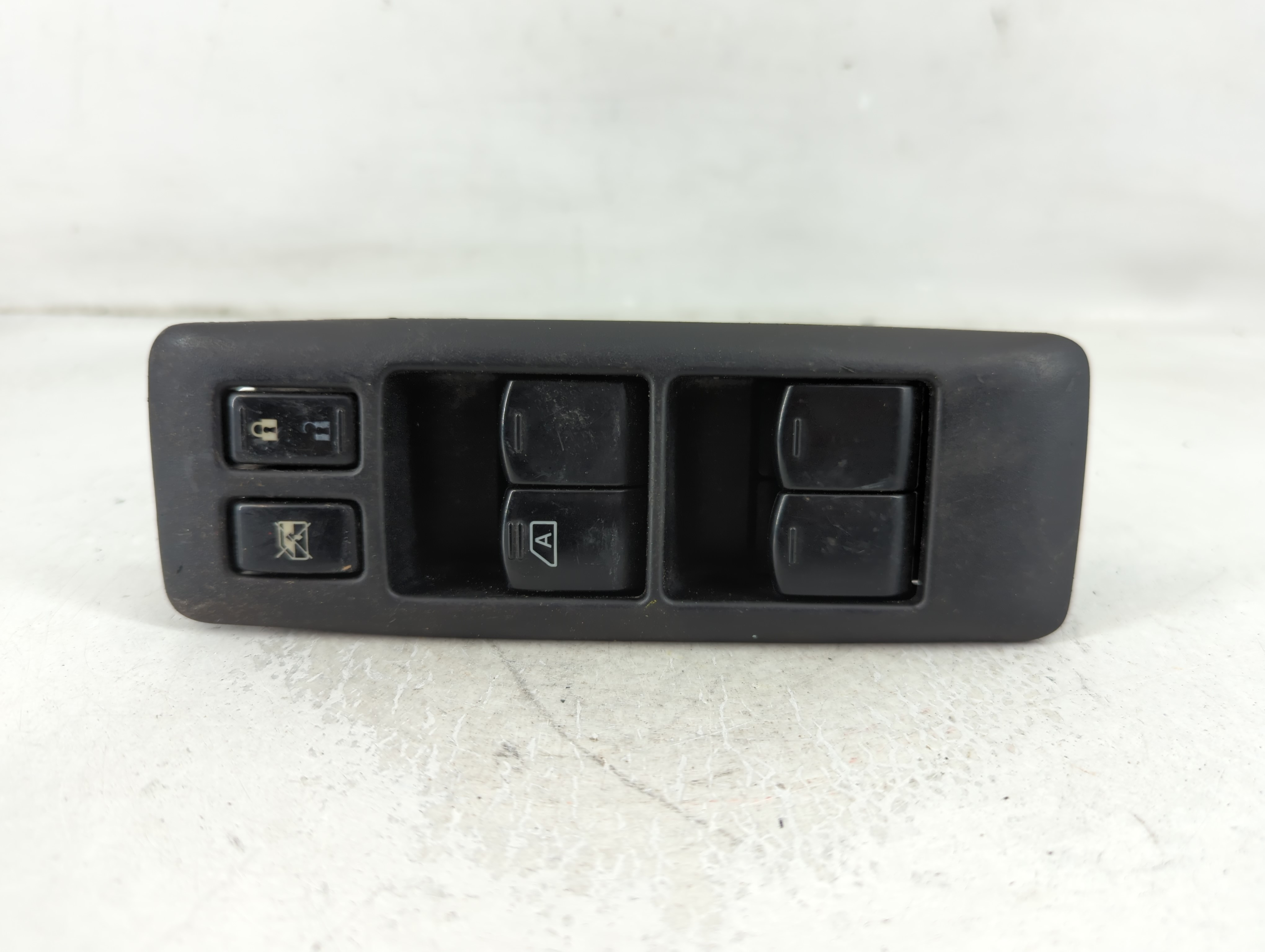 Picture of 2011-2015 Nissan Rogue Driver Left Door Master Power Window Switch 850675