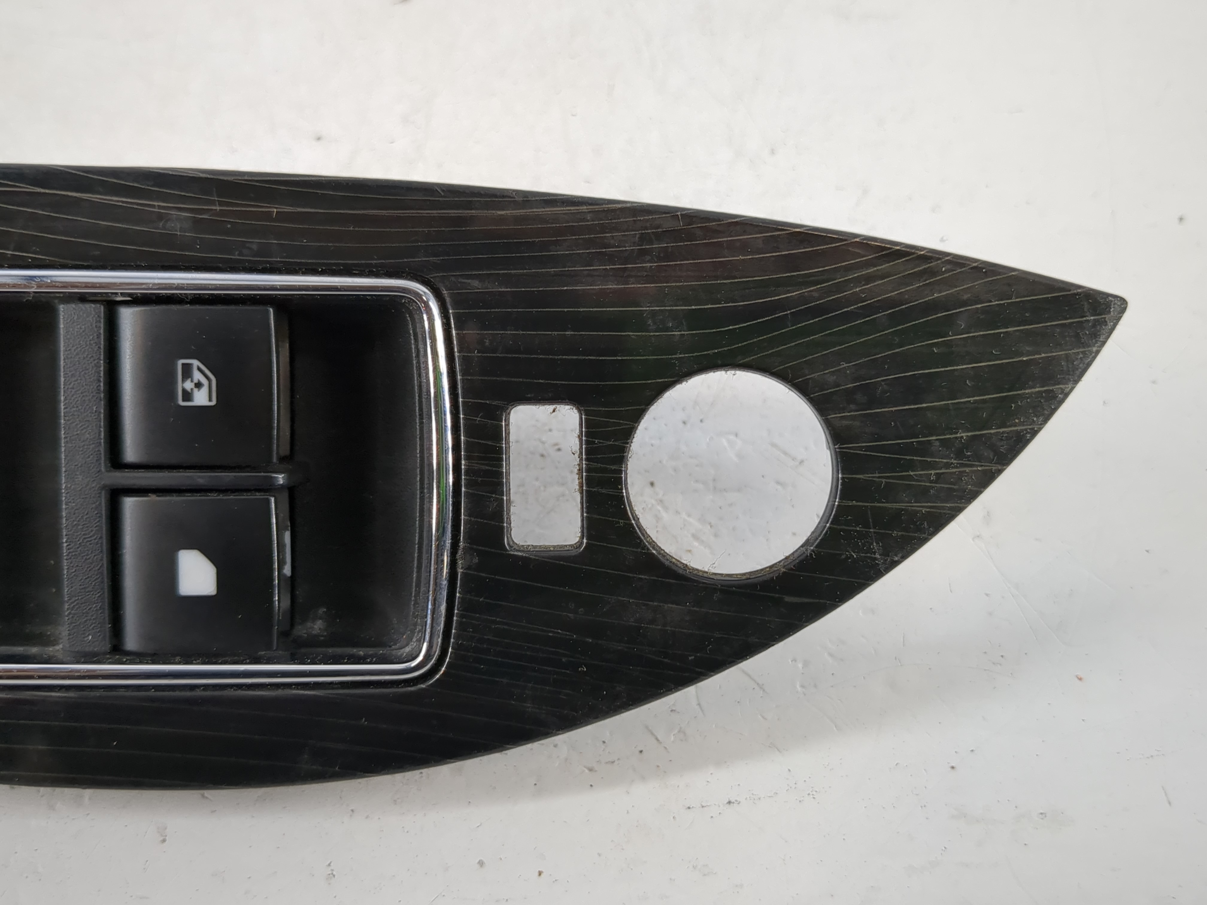 Picture of 2014-2020 Chevrolet Impala Driver Left Door Master Power Window Switch 850676