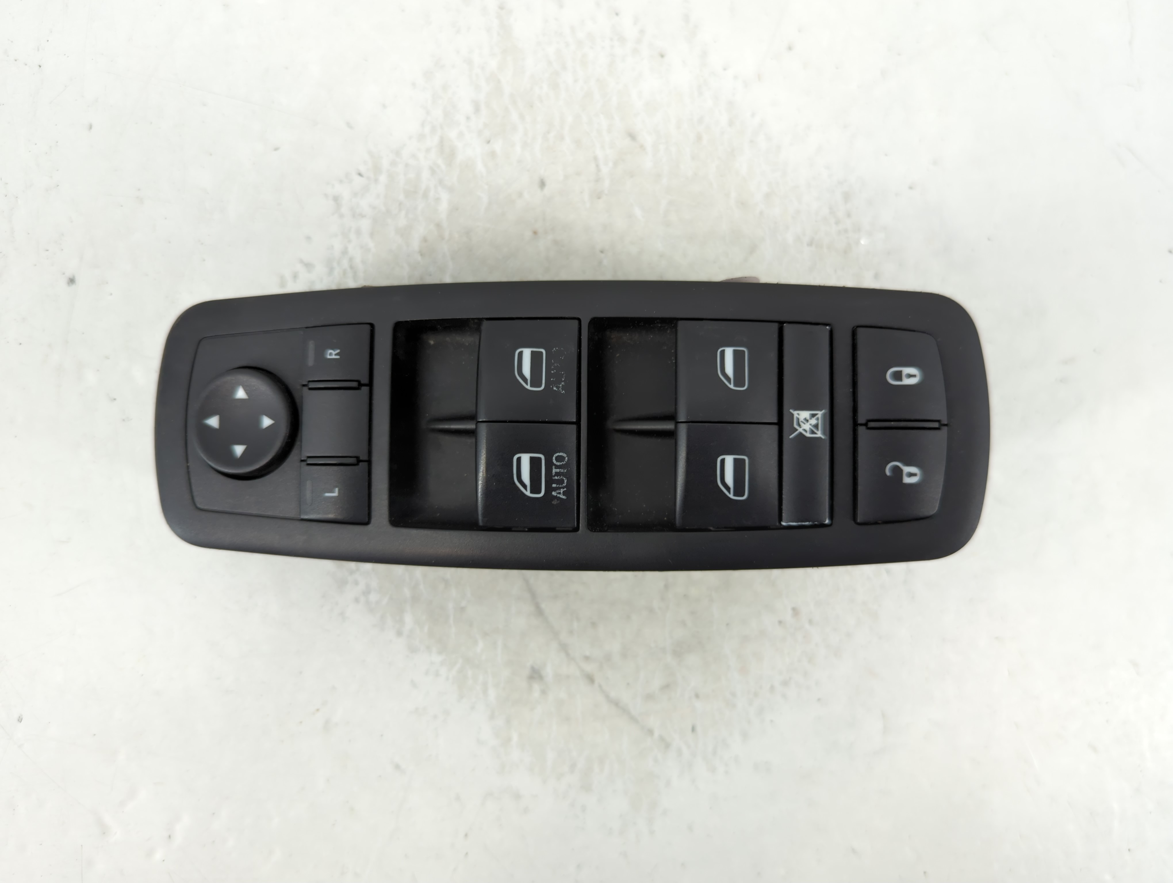 2013-2014 Chrysler 300 Driver Left Door Master Power Window Switch 850689 - Oemusedautoparts1.com