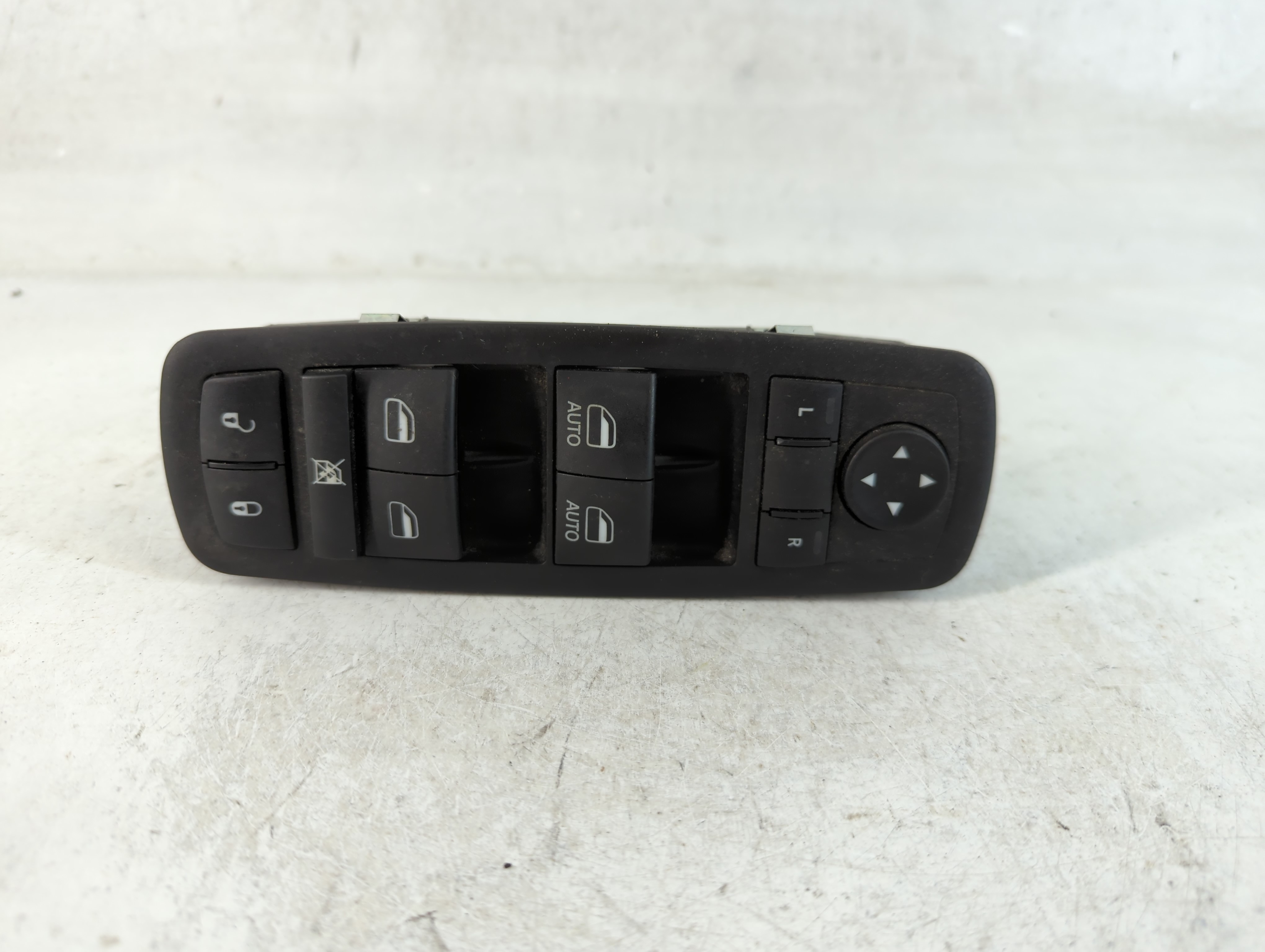 2014-2015 Jeep Grand Cherokee Driver Left Door Master Power Window Switch 850788 - Oemusedautoparts1.com