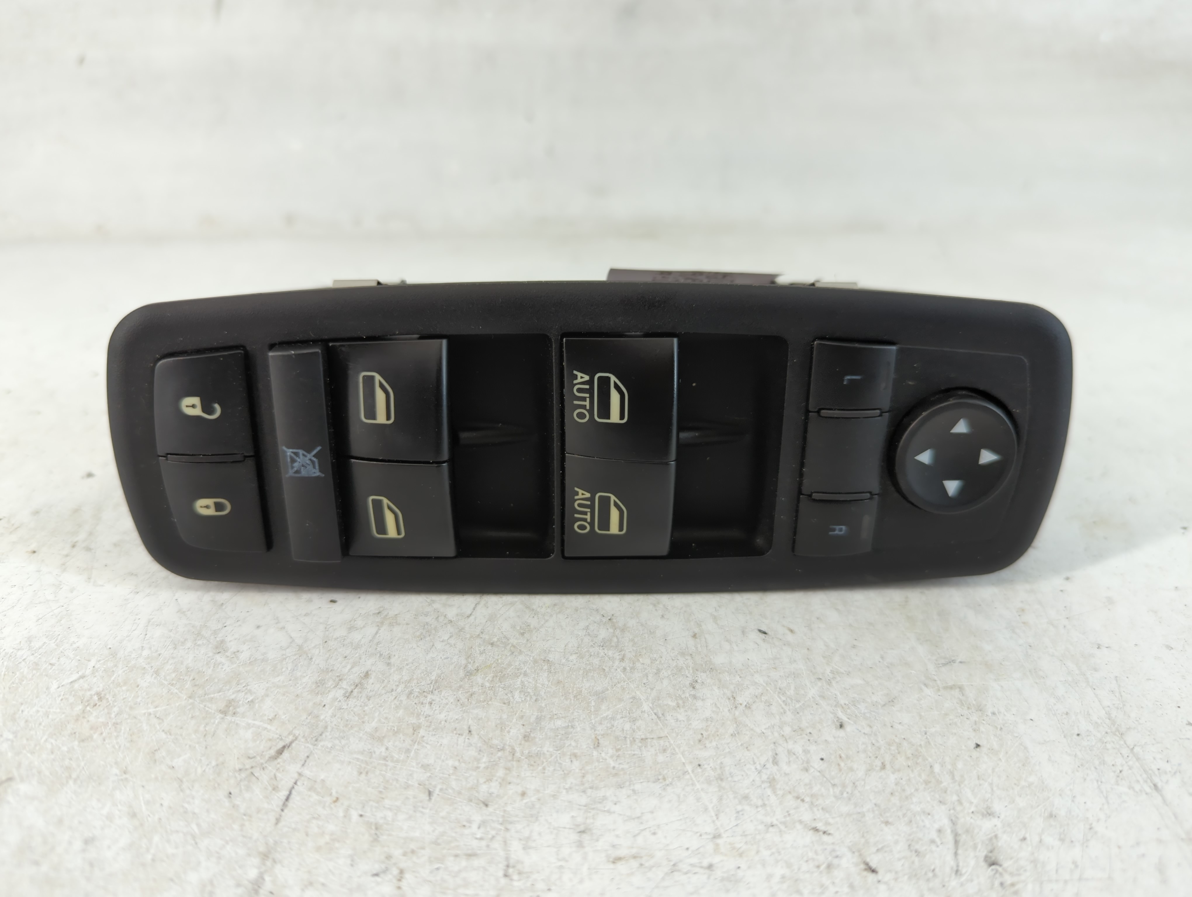2015-2017 Chrysler 200 Driver Left Door Master Power Window Switch 850790 - Oemusedautoparts1.com