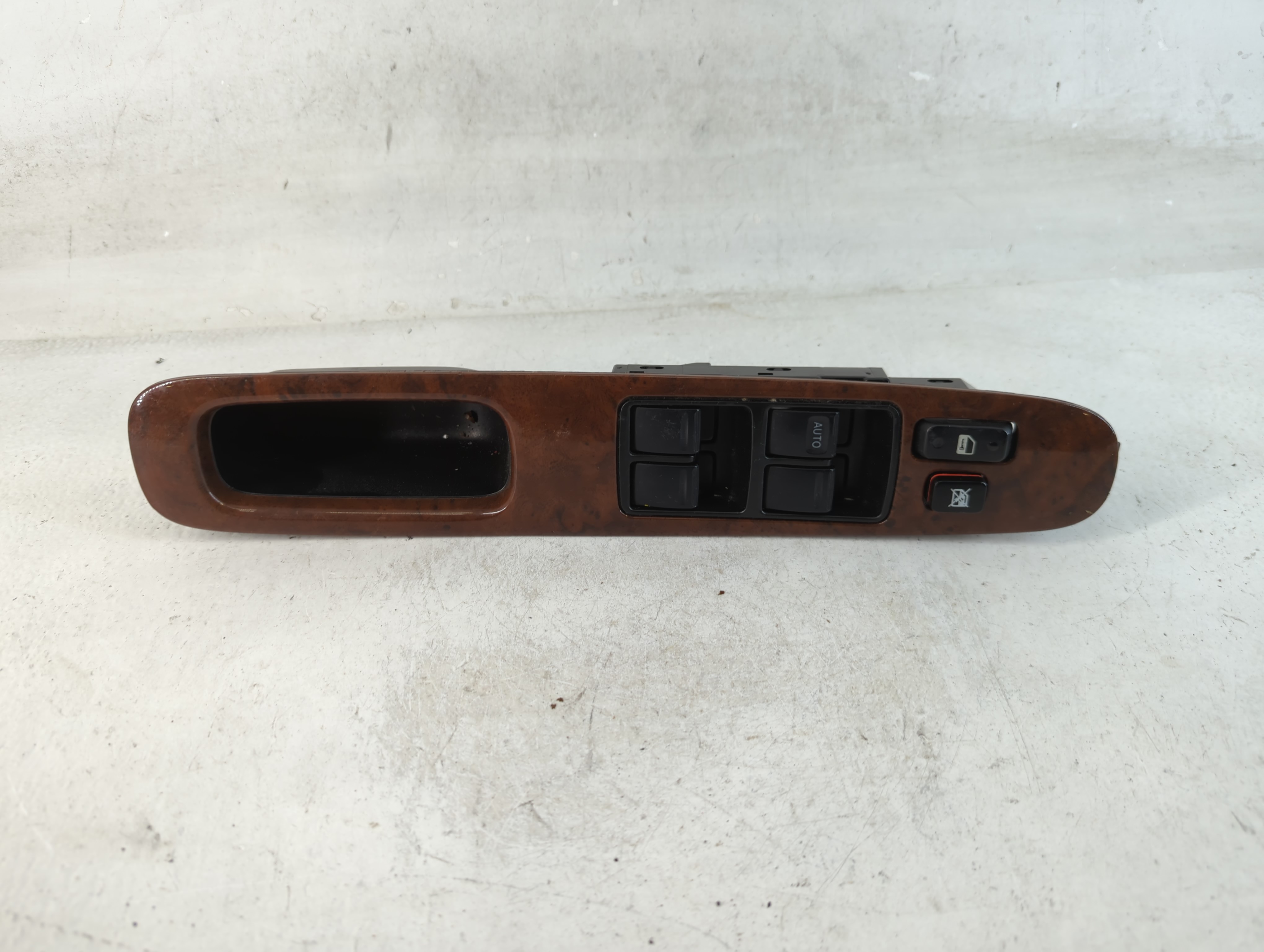 2001-2004 Toyota Sequoia Driver Left Door Master Power Window Switch 850816 - Oemusedautoparts1.com