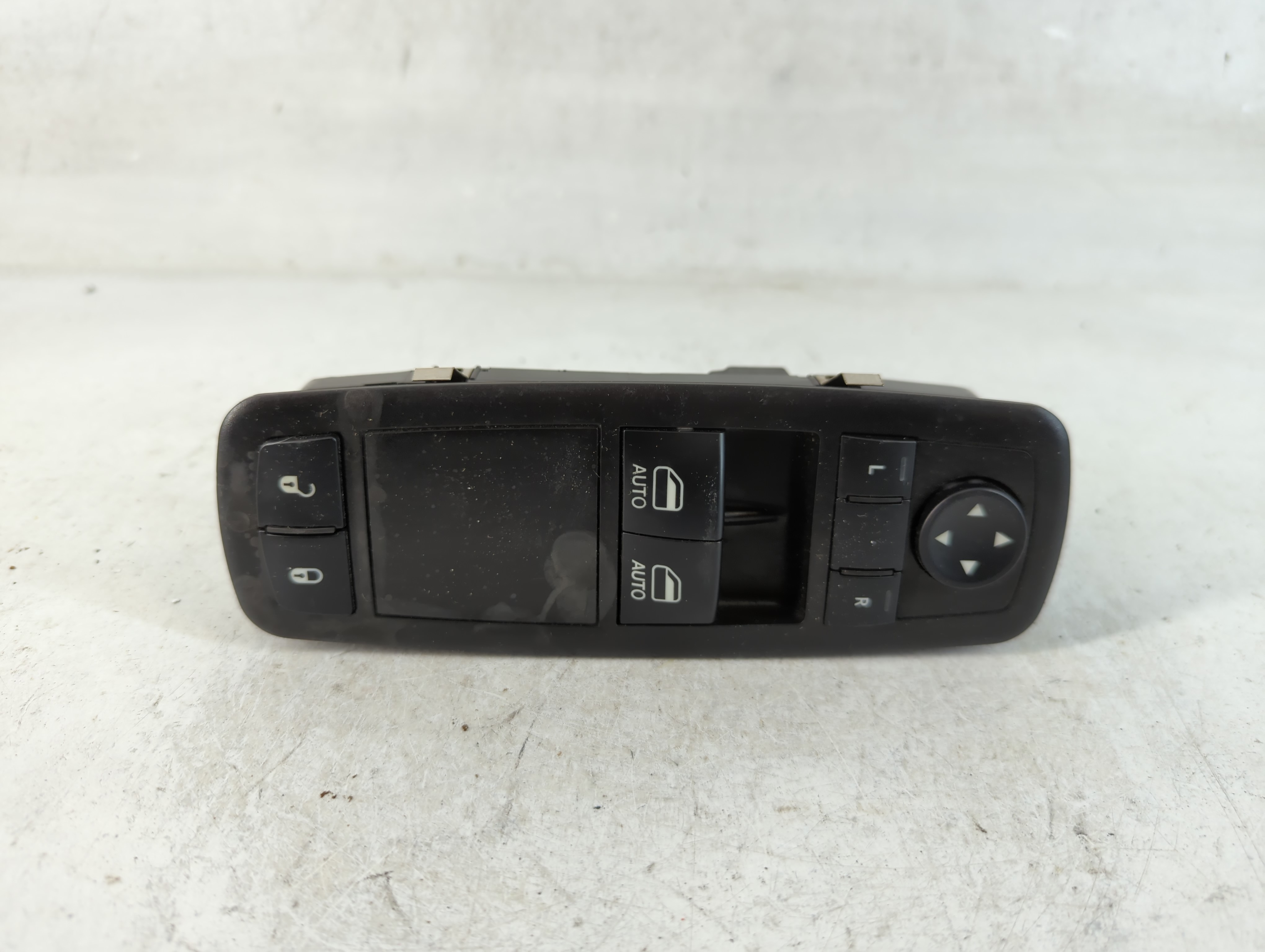 Dodge Ram 1500 Driver Left Door Master Power Window Switch 850821 - Oemusedautoparts1.com