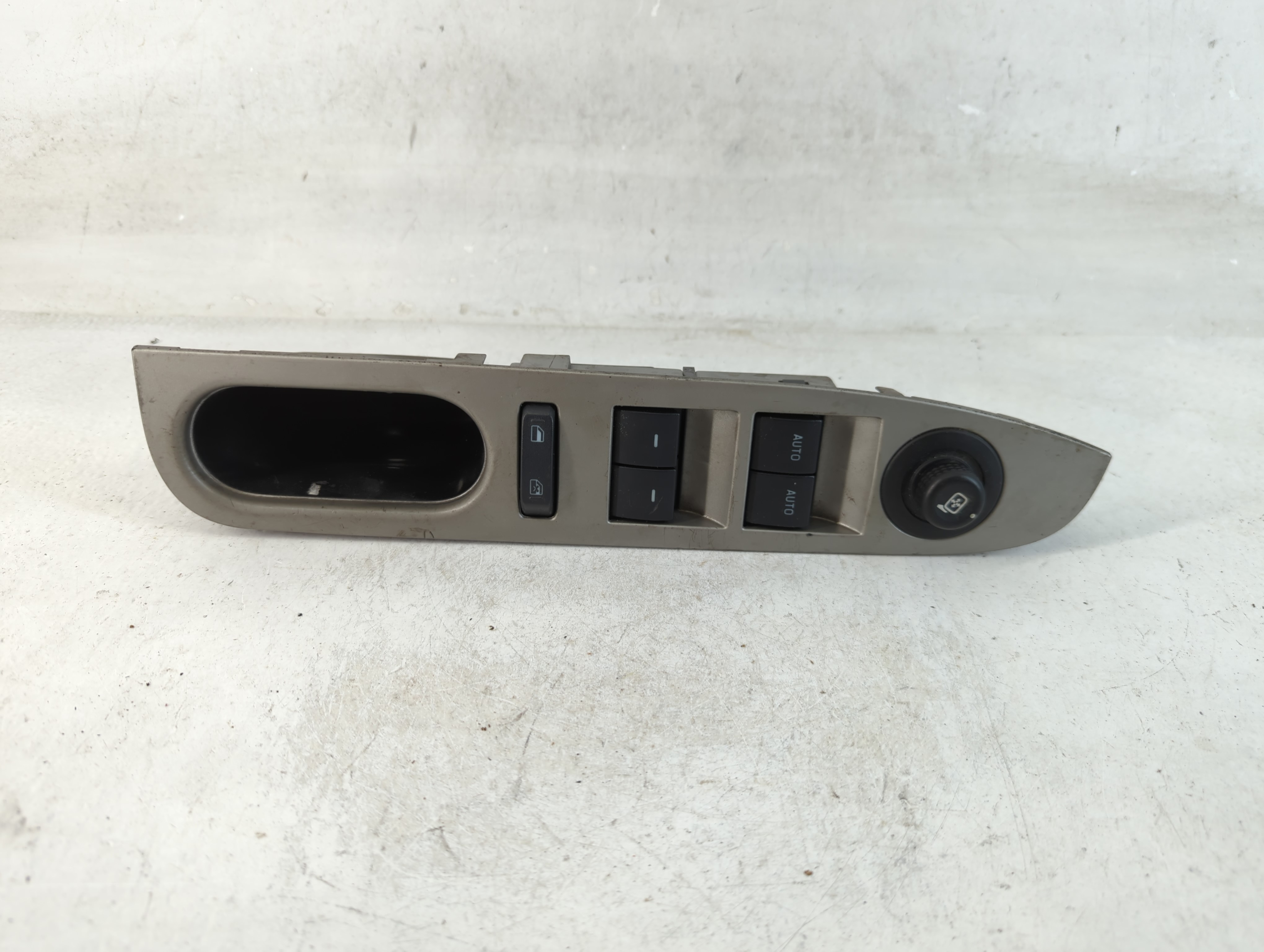 Picture of 2010-2012 Ford Fusion Driver Left Door Master Power Window Switch 850840