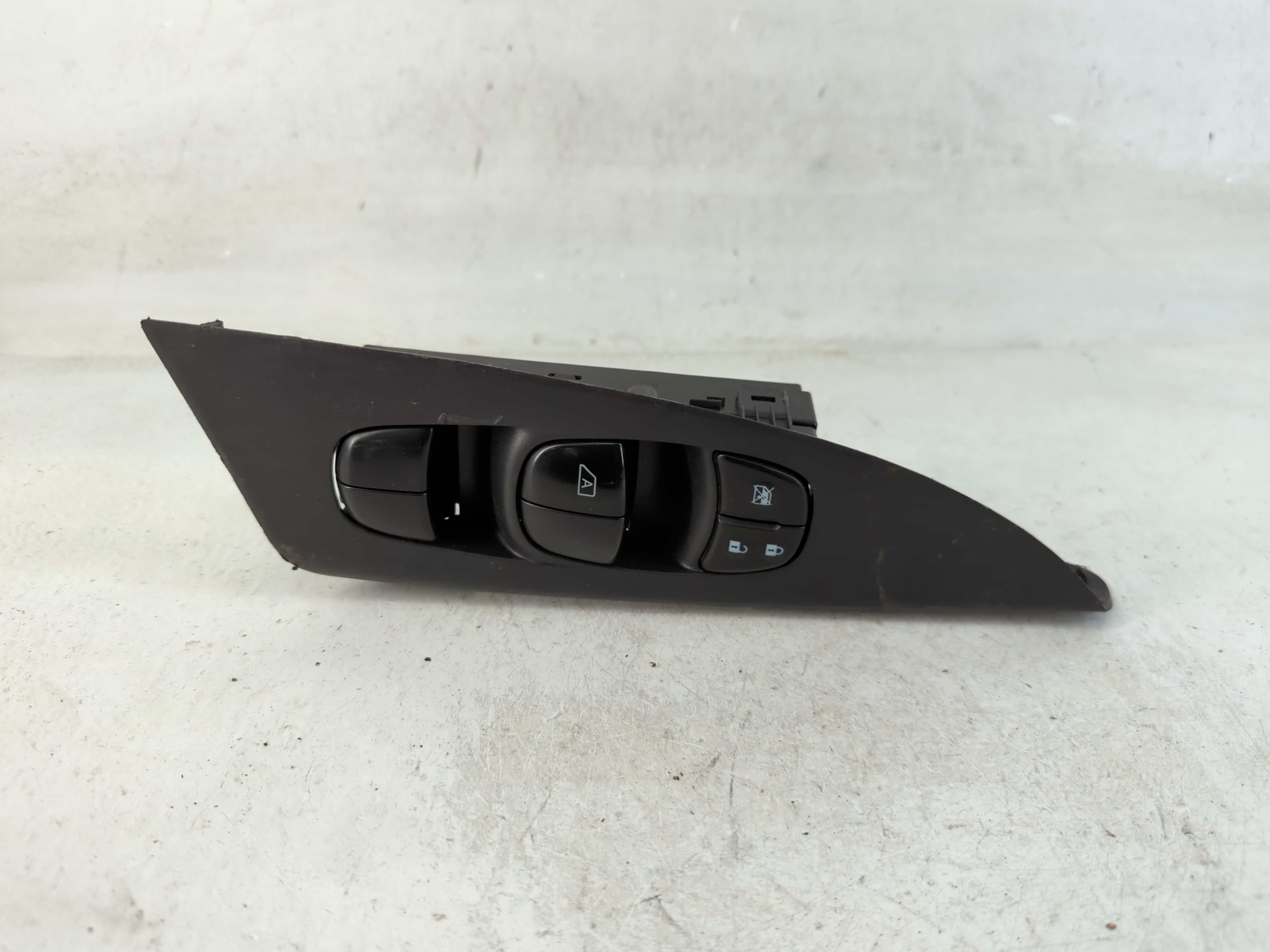 2013-2019 Nissan Sentra Driver Left Door Master Power Window Switch 850841 - Oemusedautoparts1.com