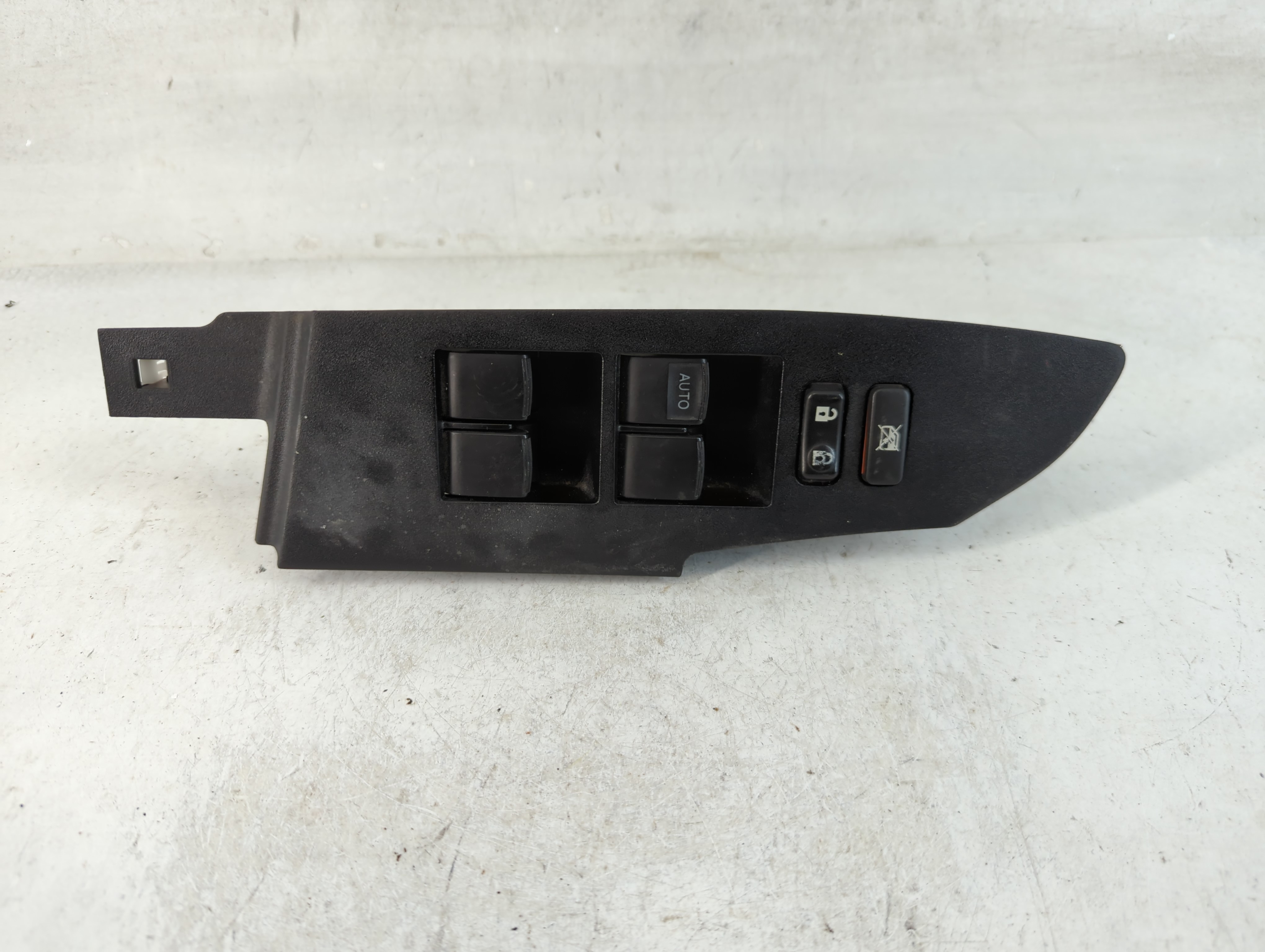 2014-2019 Toyota Corolla Driver Left Door Master Power Window Switch 850844 - Oemusedautoparts1.com