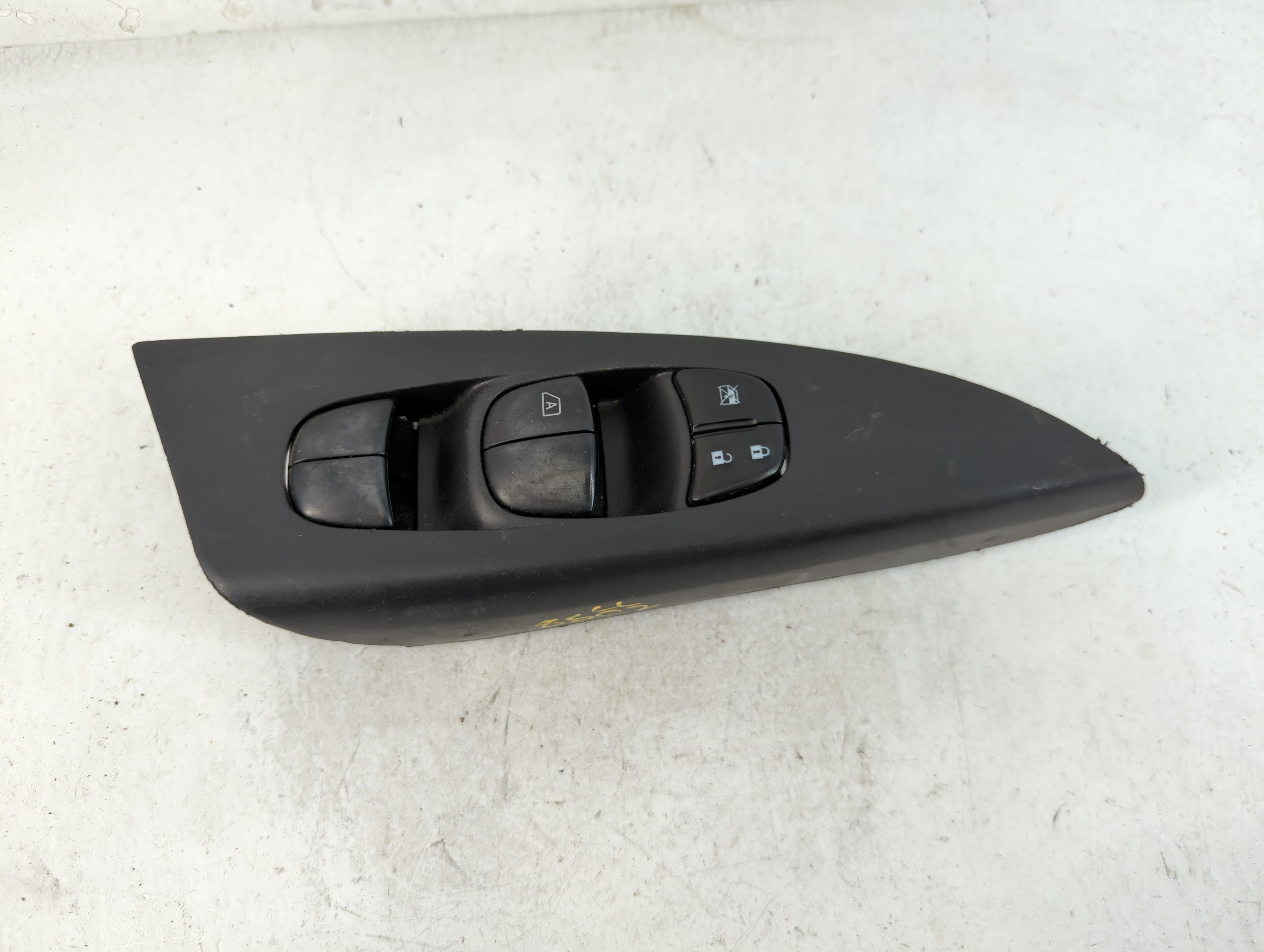 2013-2019 Nissan Sentra Driver Left Door Master Power Window Switch 850846 - Oemusedautoparts1.com