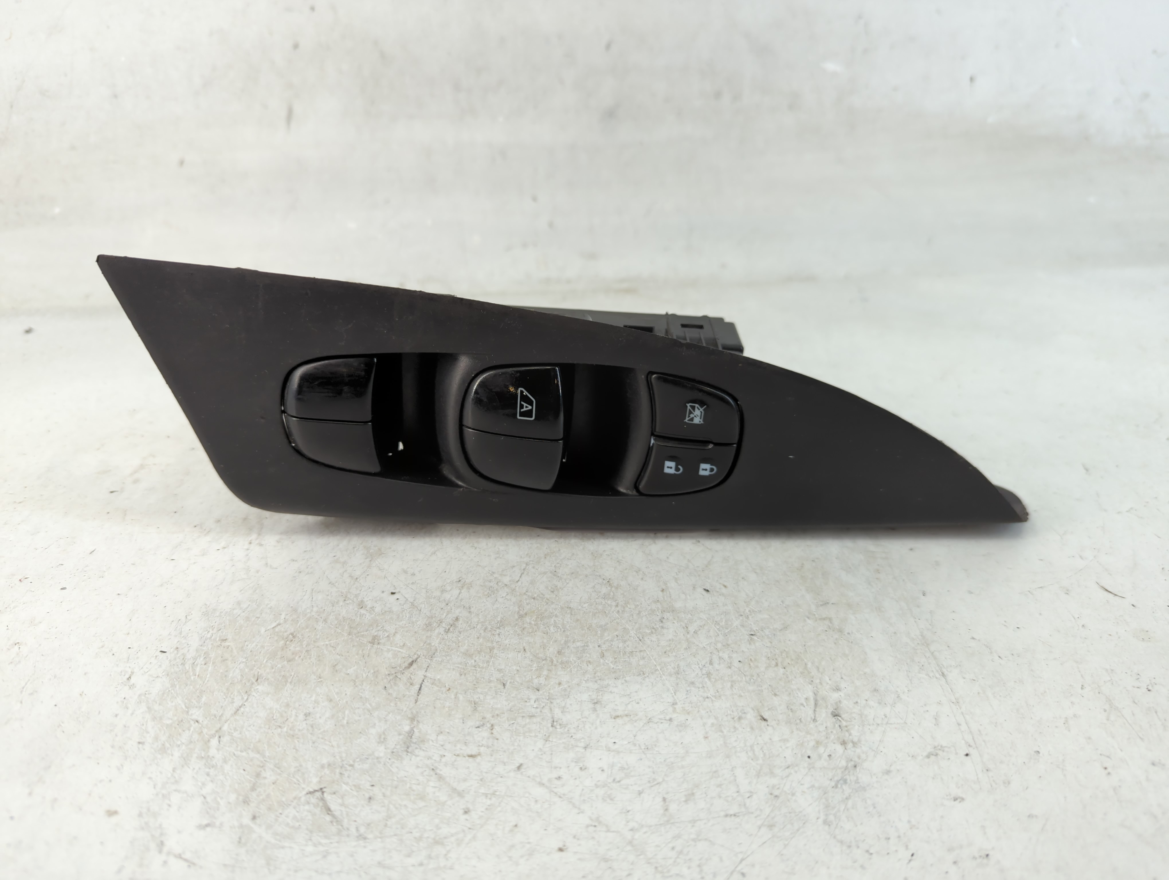Picture of 2013-2019 Nissan Sentra Driver Left Door Master Power Window Switch 850865