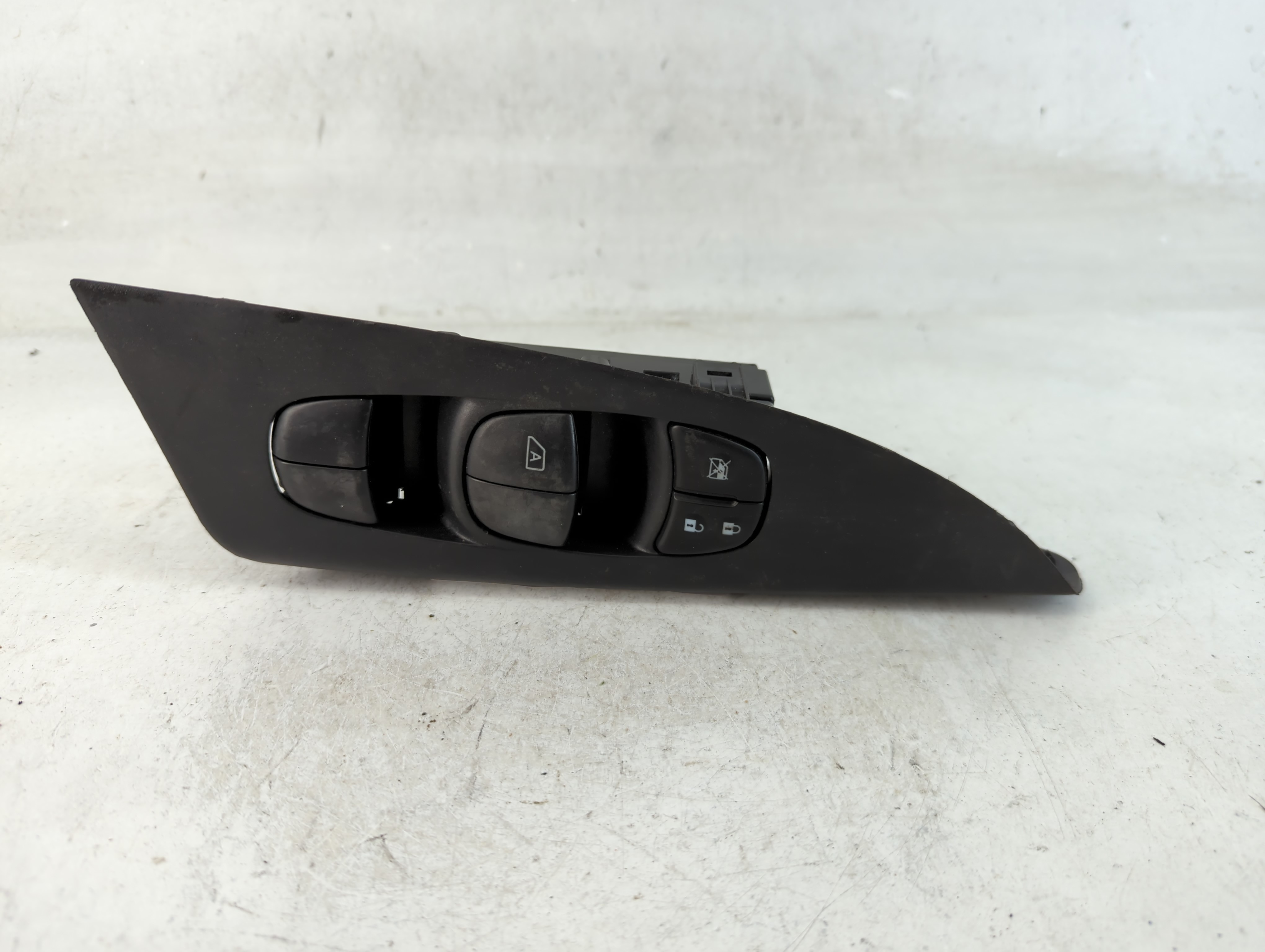 Picture of 2013-2019 Nissan Sentra Driver Left Door Master Power Window Switch 850879