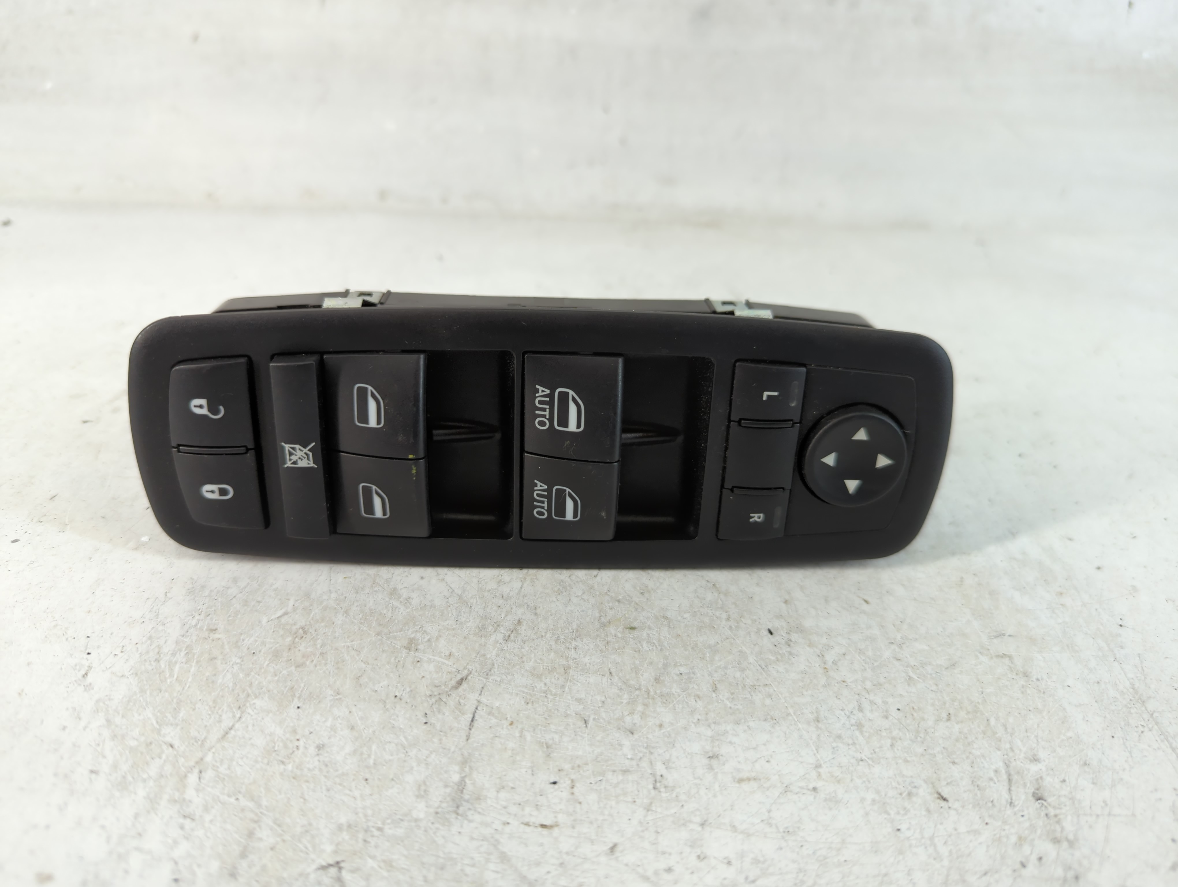 2011-2013 Jeep Grand Cherokee Driver Left Door Master Power Window Switch 850882 - Oemusedautoparts1.com