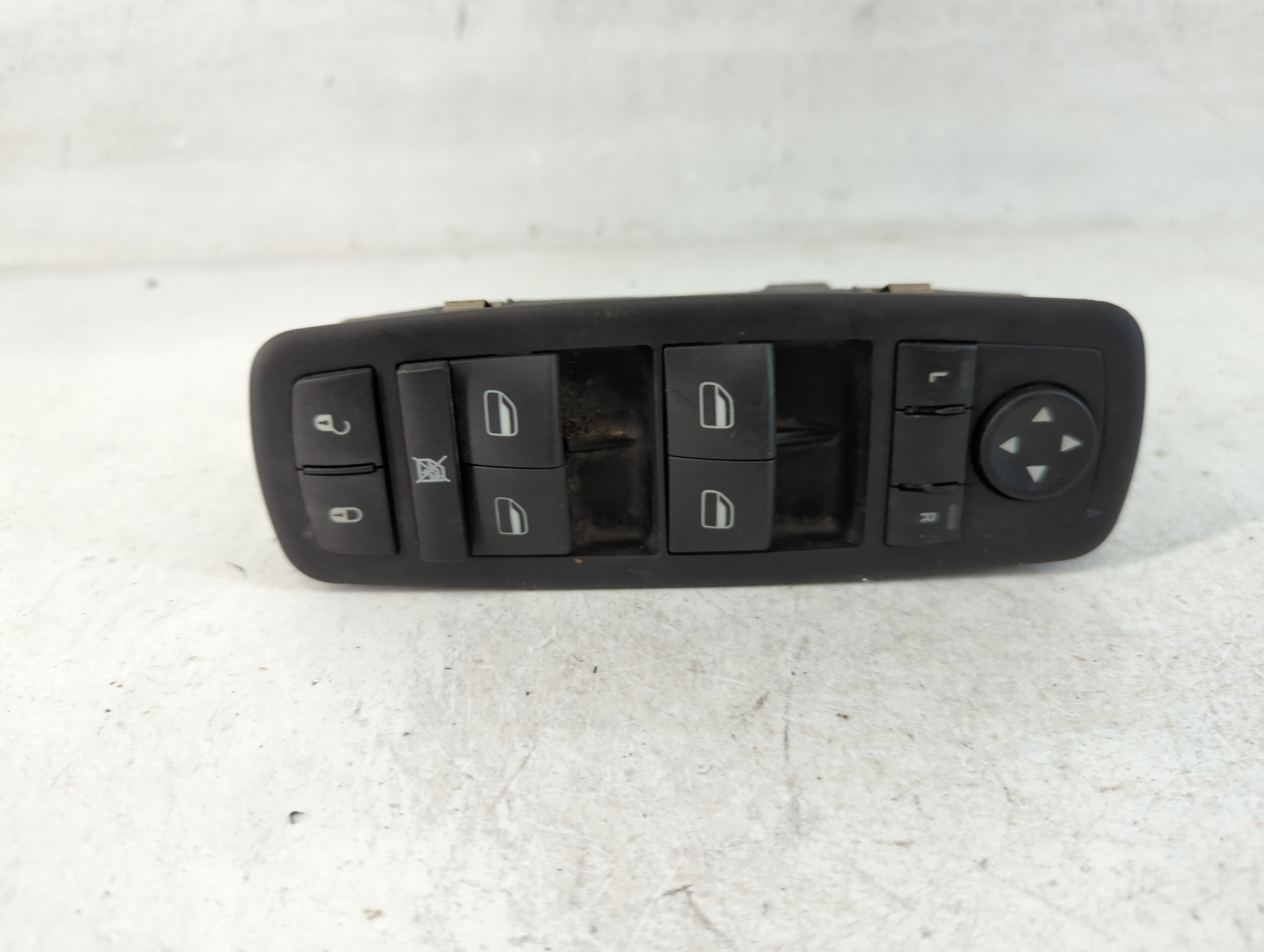 2008 Chrysler Town & Country Driver Left Door Master Power Window Switch 850911 - Oemusedautoparts1.com