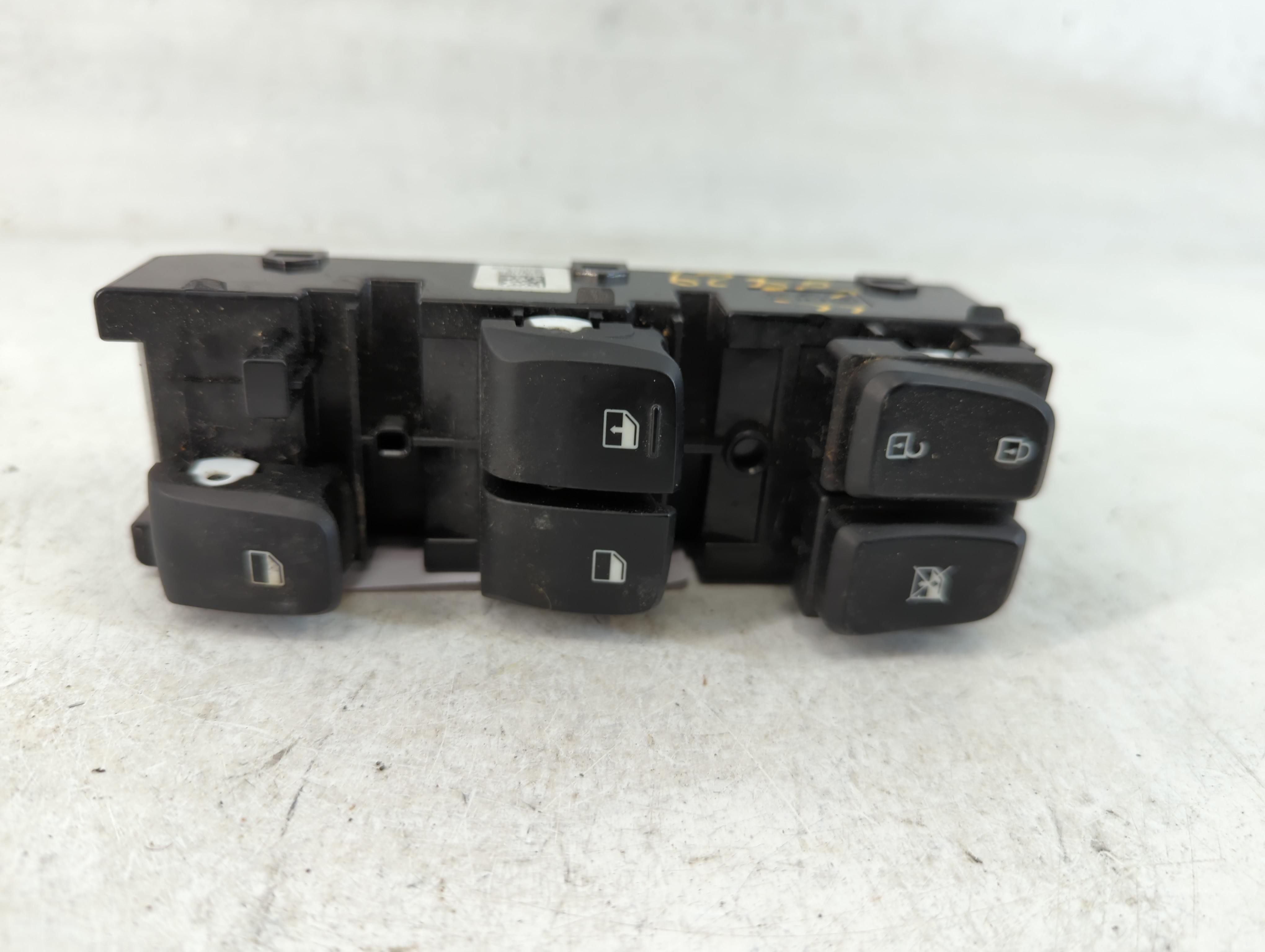 2019-2020 Hyundai Veloster Driver Left Door Master Power Window Switch 850918 - Oemusedautoparts1.com