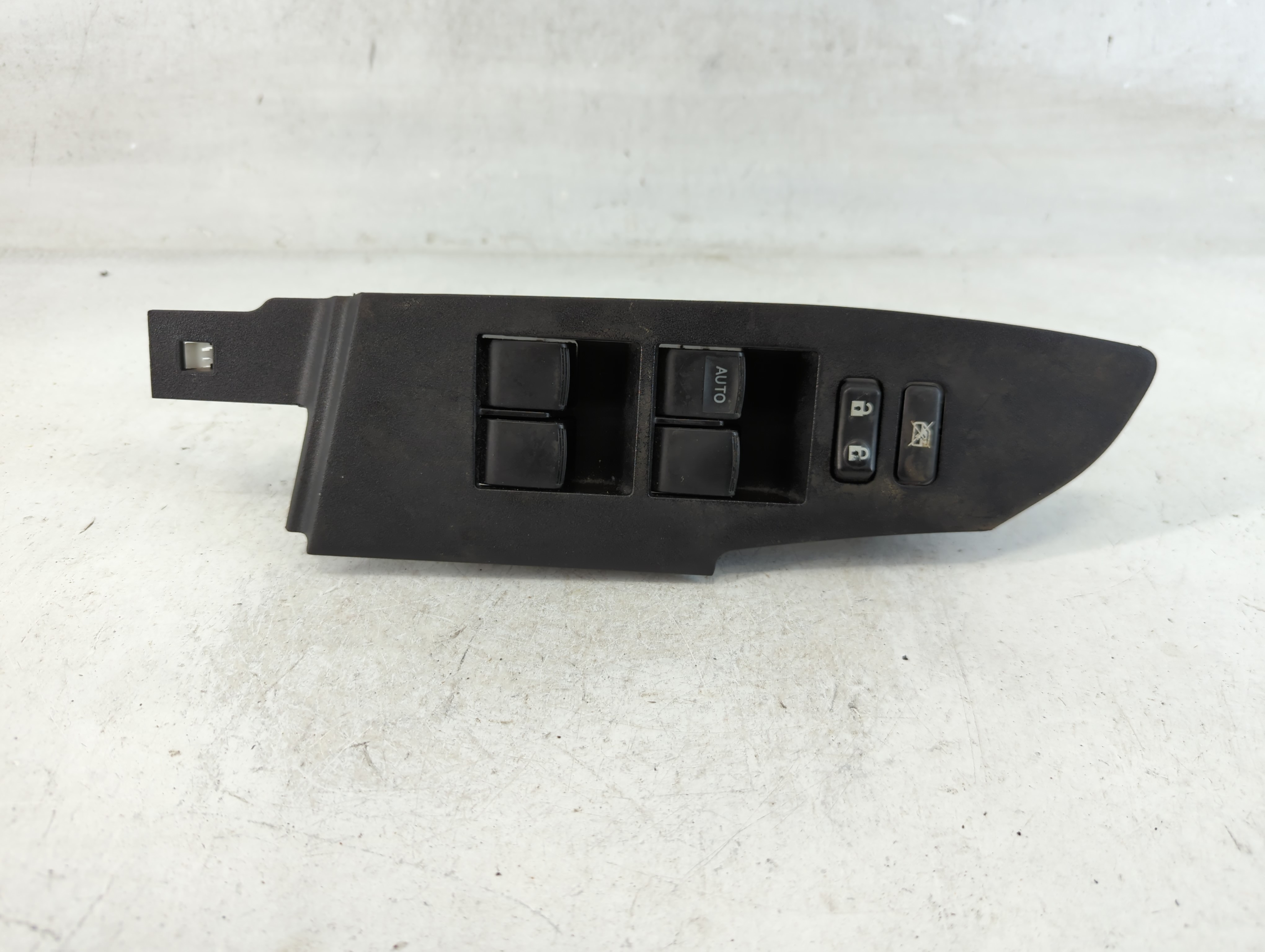 2014-2019 Toyota Corolla Driver Left Door Master Power Window Switch 850927 - Oemusedautoparts1.com
