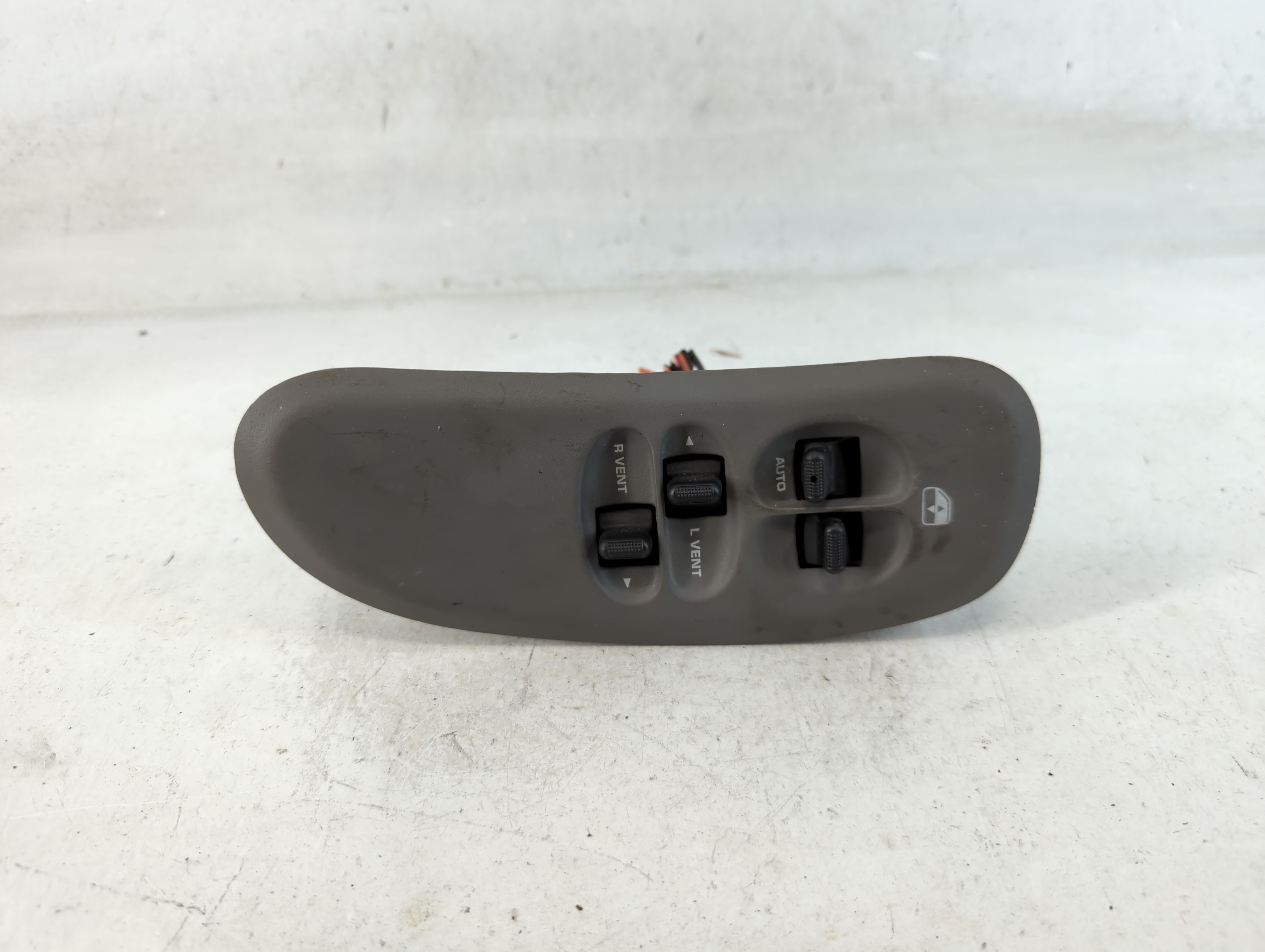 2004-2007 Dodge Caravan Driver Left Door Master Power Window Switch 850970 - Oemusedautoparts1.com