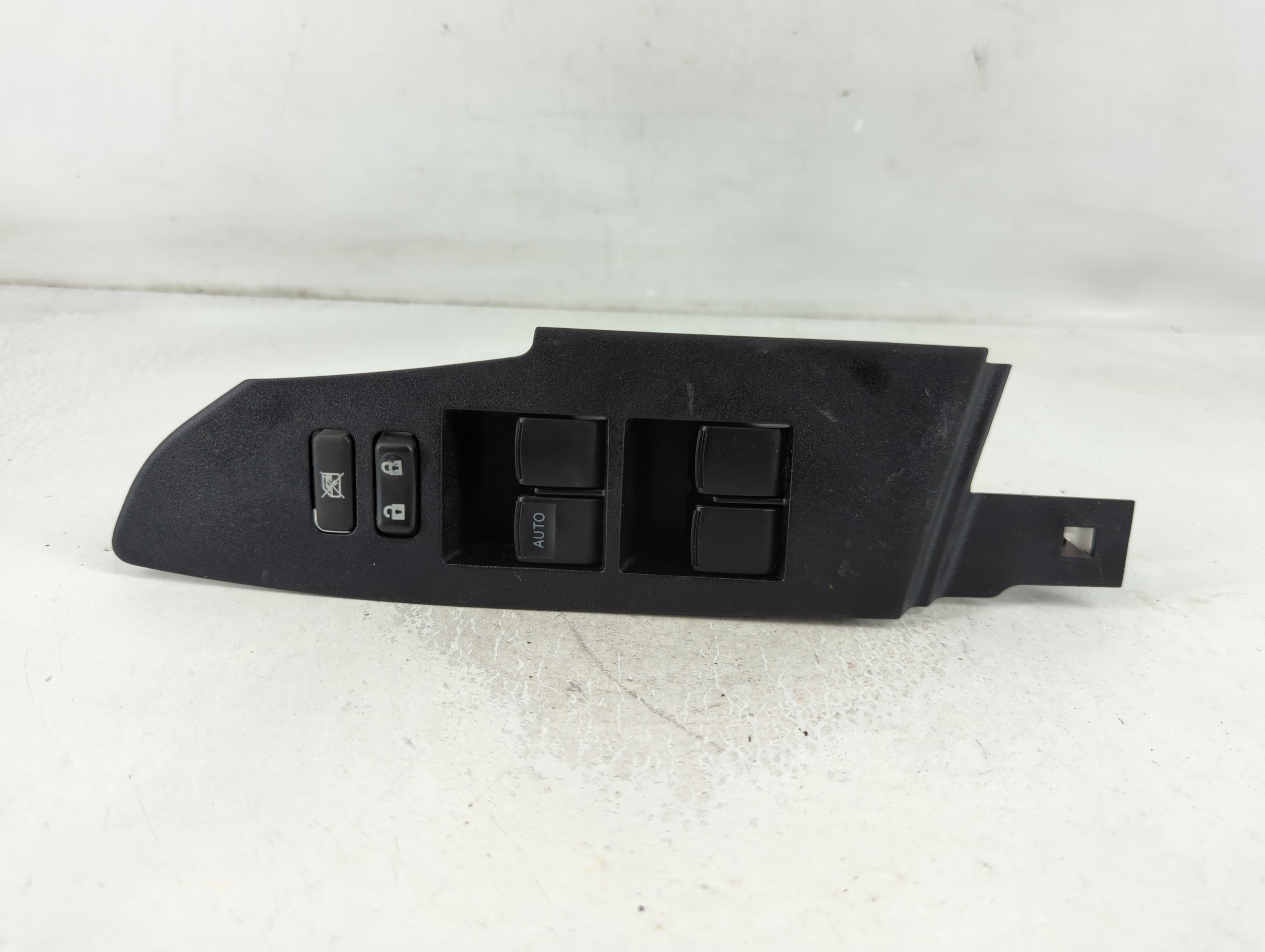 2014-2019 Toyota Corolla Driver Left Door Master Power Window Switch 850980 - Oemusedautoparts1.com