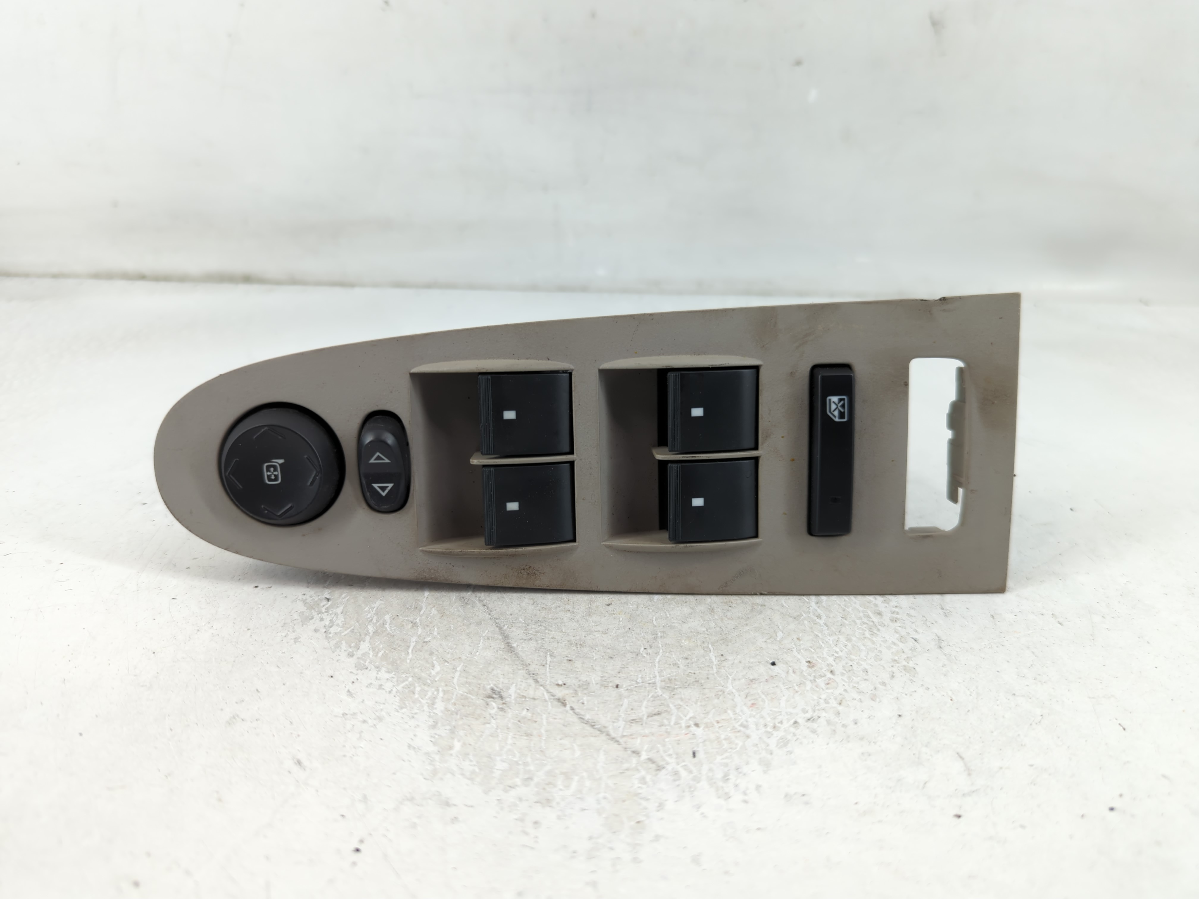 2009 Mitsubishi Outlander Driver Left Door Master Power Window Switch 851005 - Oemusedautoparts1.com