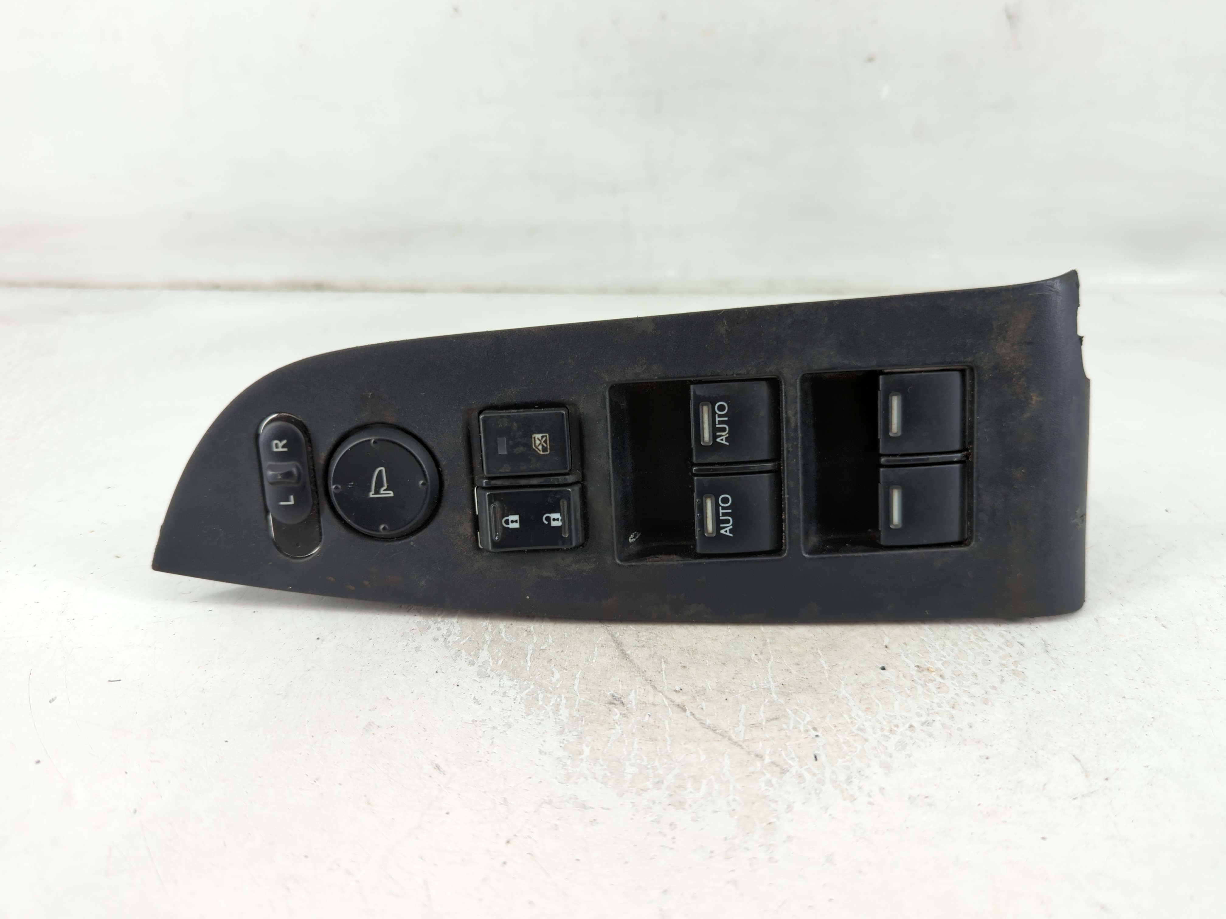 2011-2013 Honda Odyssey Driver Left Door Master Power Window Switch 851010 - Oemusedautoparts1.com