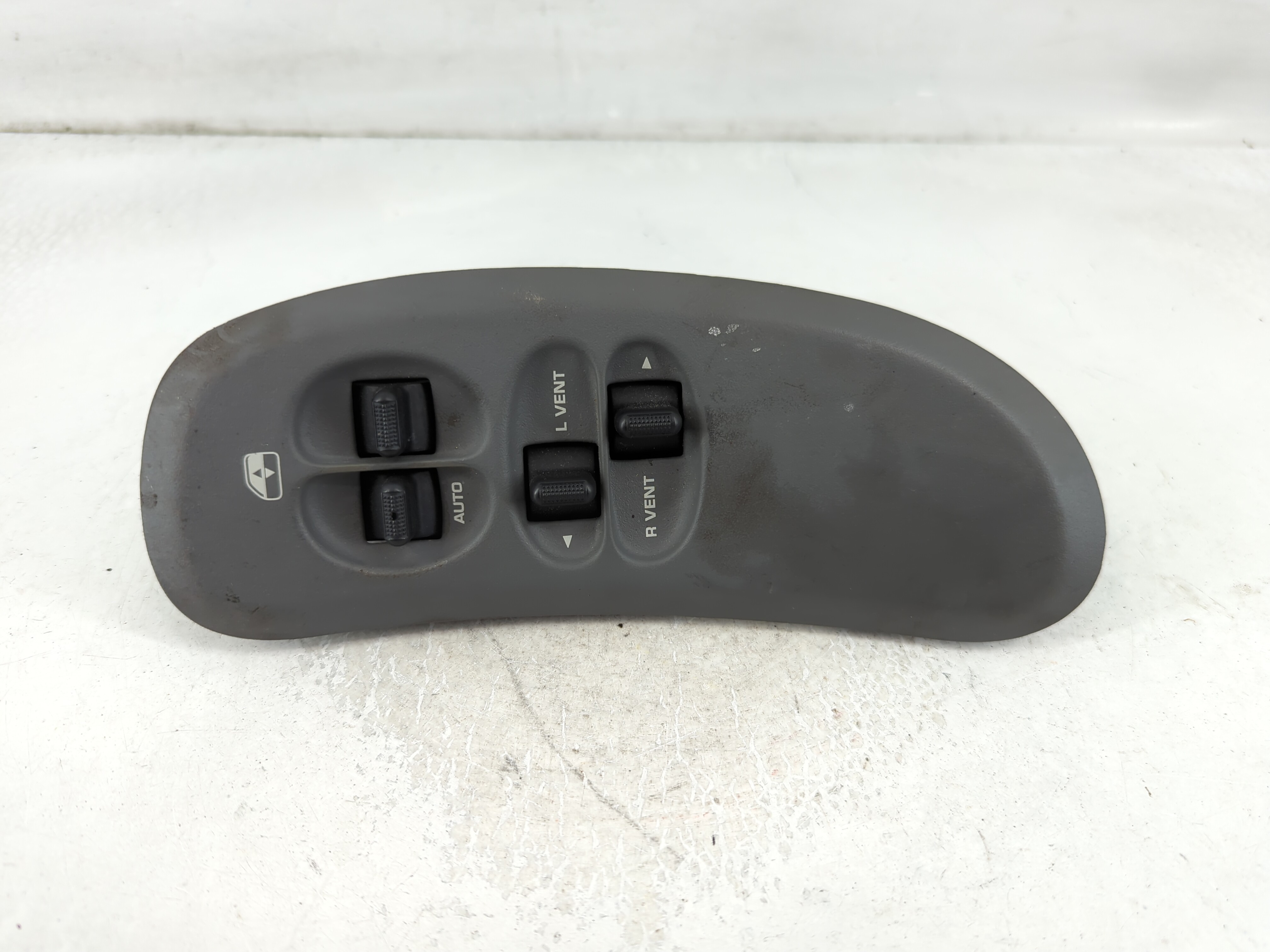 Picture of 2004-2007 Dodge Caravan Driver Left Door Master Power Window Switch 851025
