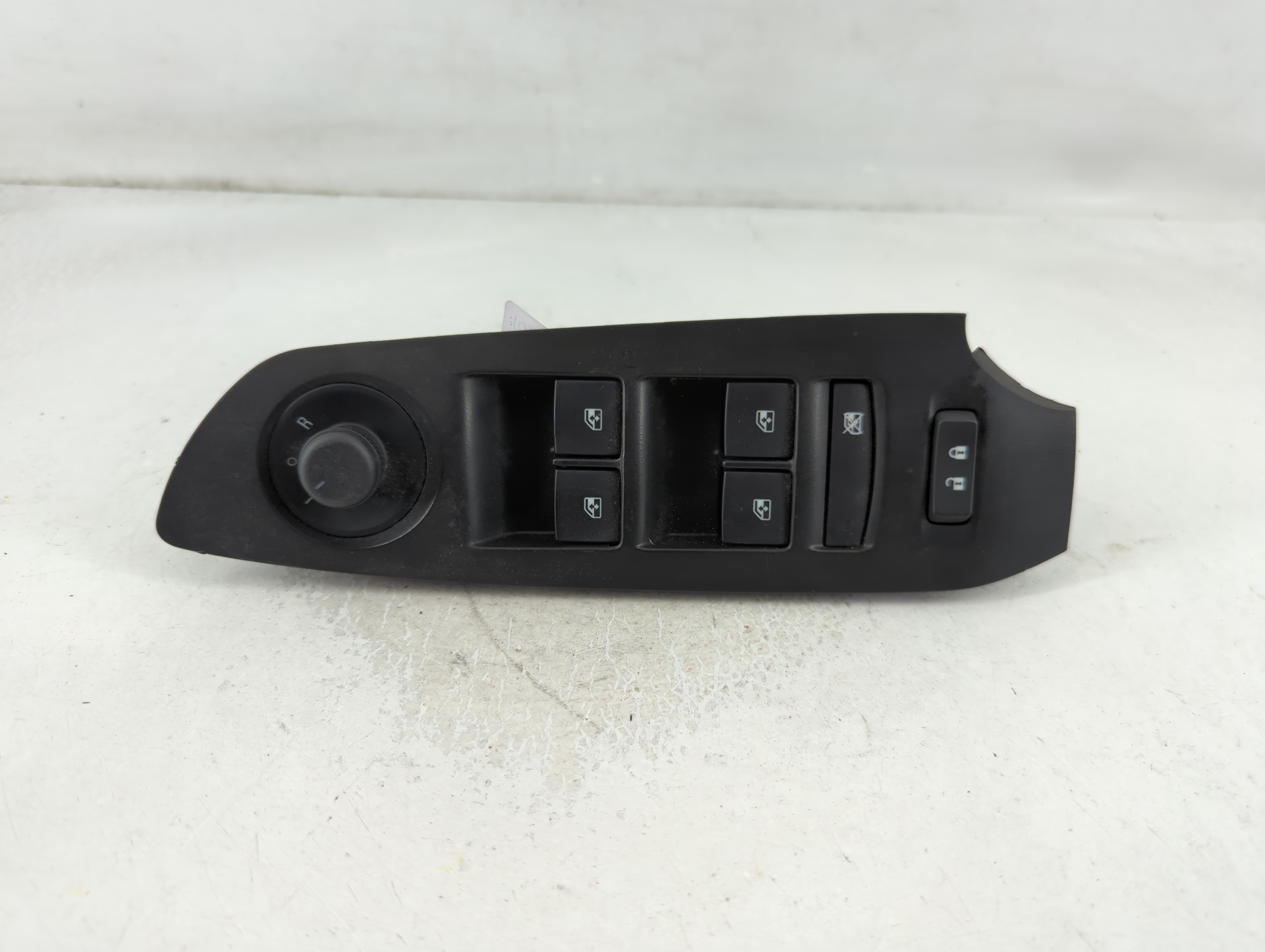 2017-2021 Chevrolet Trax Driver Left Door Master Power Window Switch 851057 - Oemusedautoparts1.com