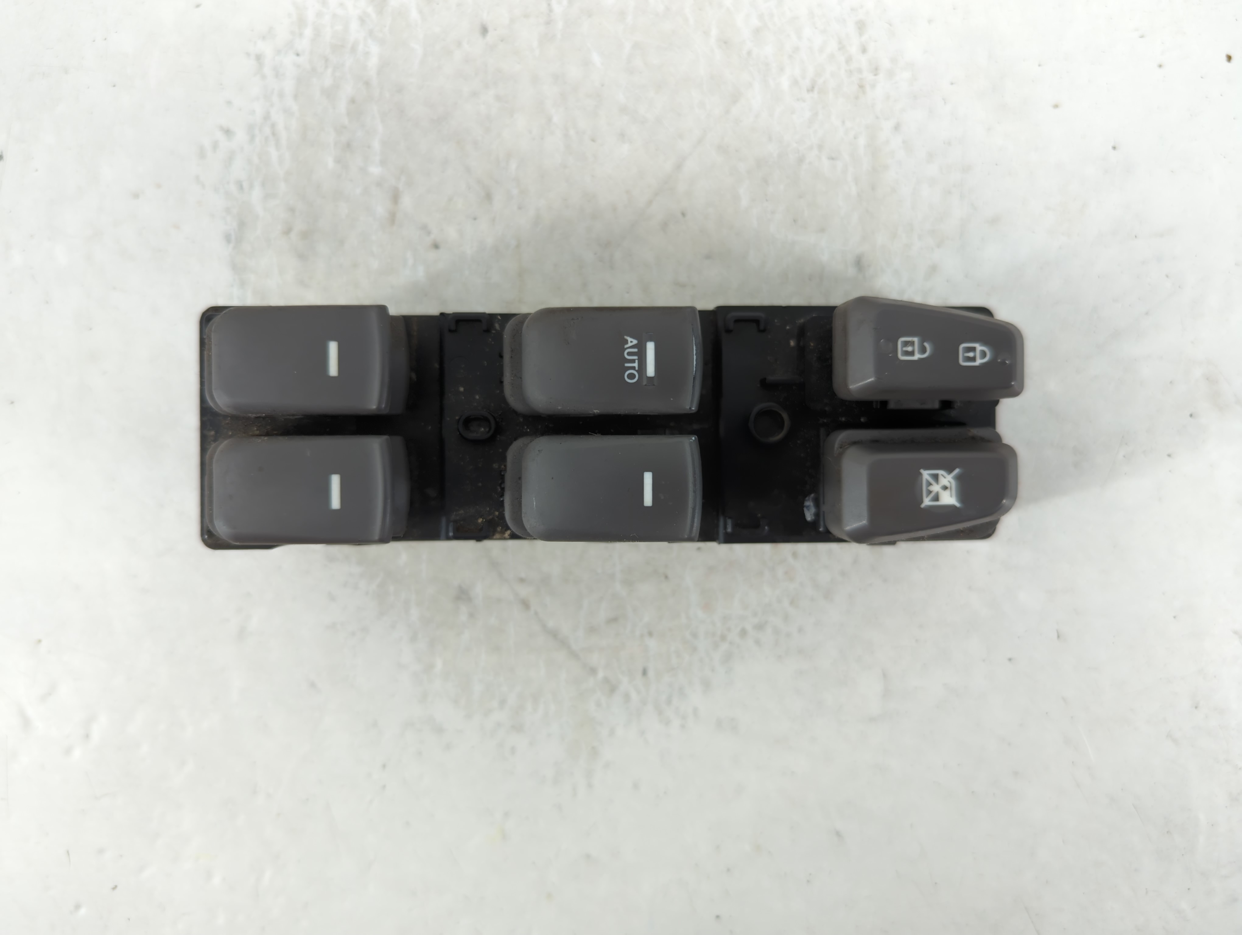 Picture of 2011-2015 Hyundai Sonata Driver Left Door Master Power Window Switch 851069
