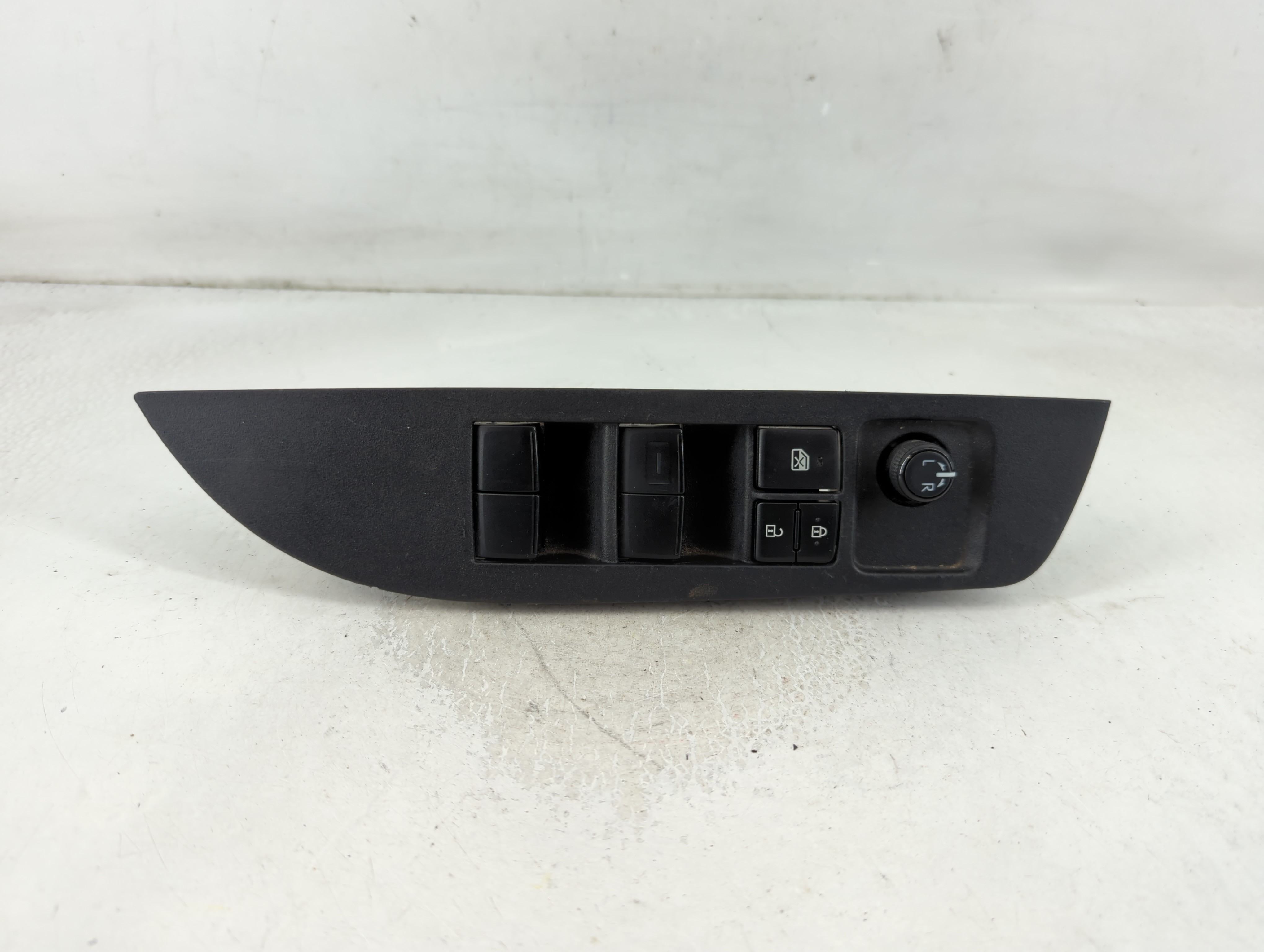 Toyota Corolla Driver Left Door Master Power Window Switch 84040-0r040 851072 - Oemusedautoparts1.com