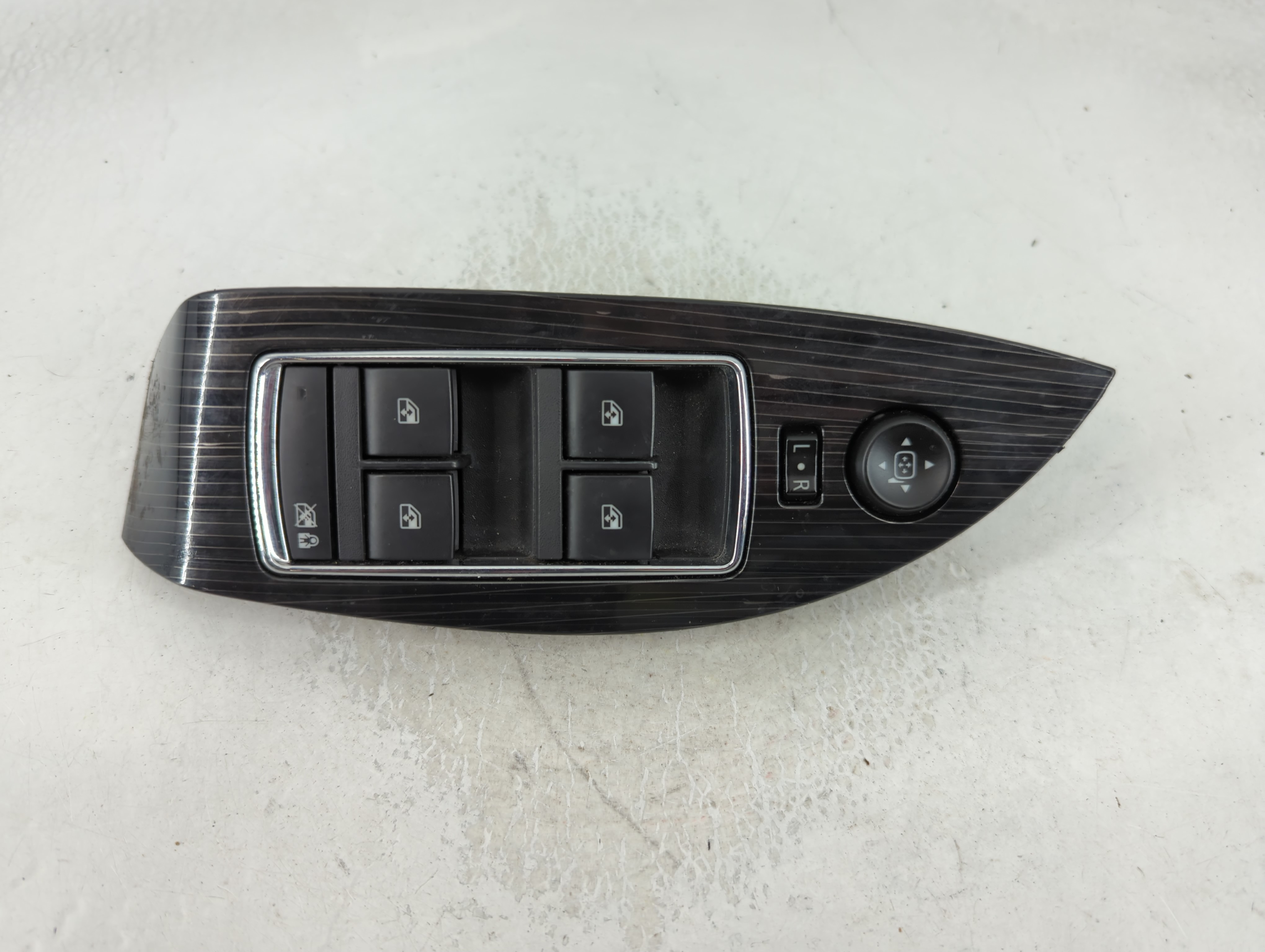 Picture of 2014-2020 Chevrolet Impala Driver Left Door Master Power Window Switch 851076