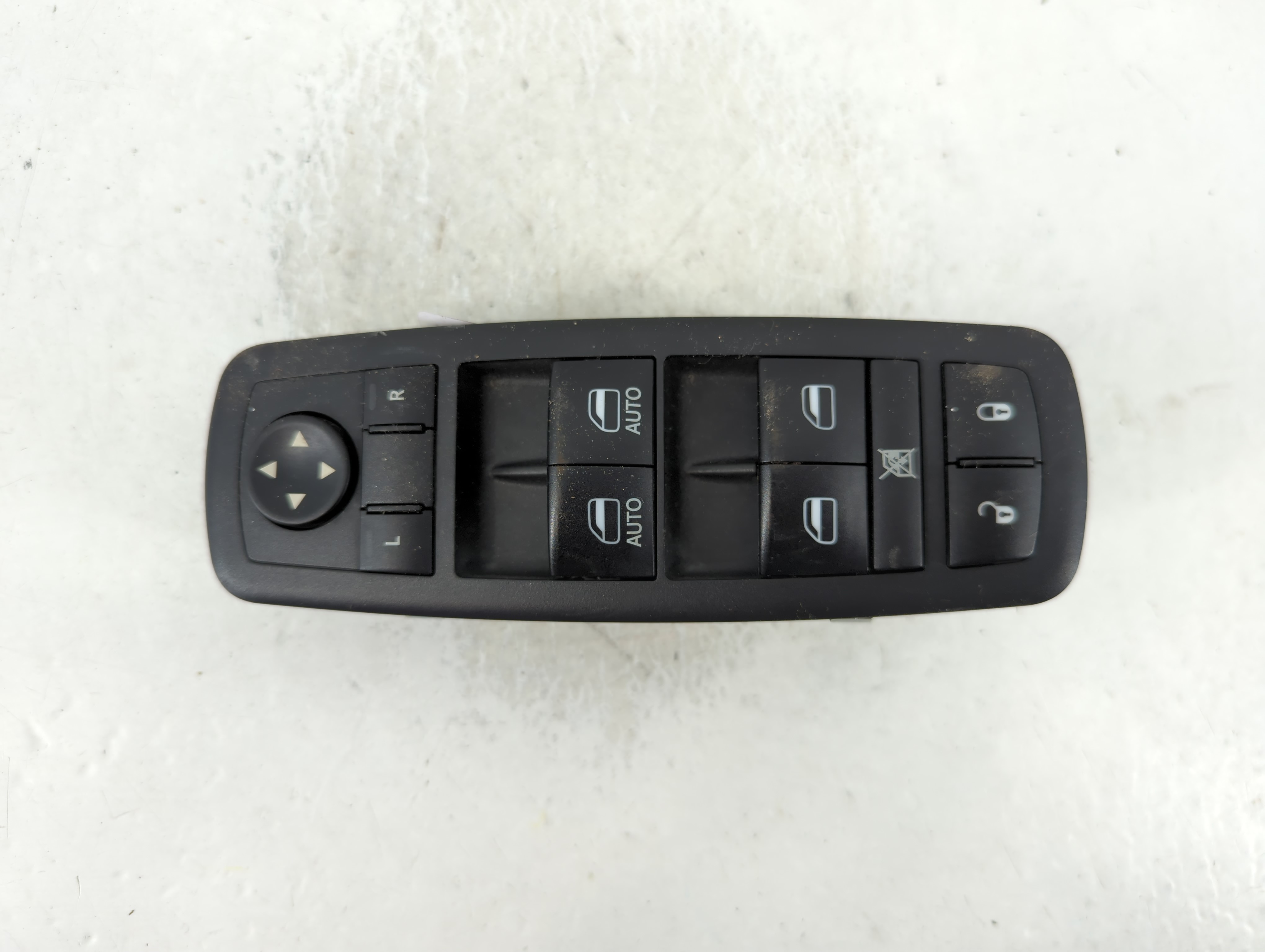 2015-2022 Jeep Cherokee Driver Left Door Master Power Window Switch 851085 - Oemusedautoparts1.com