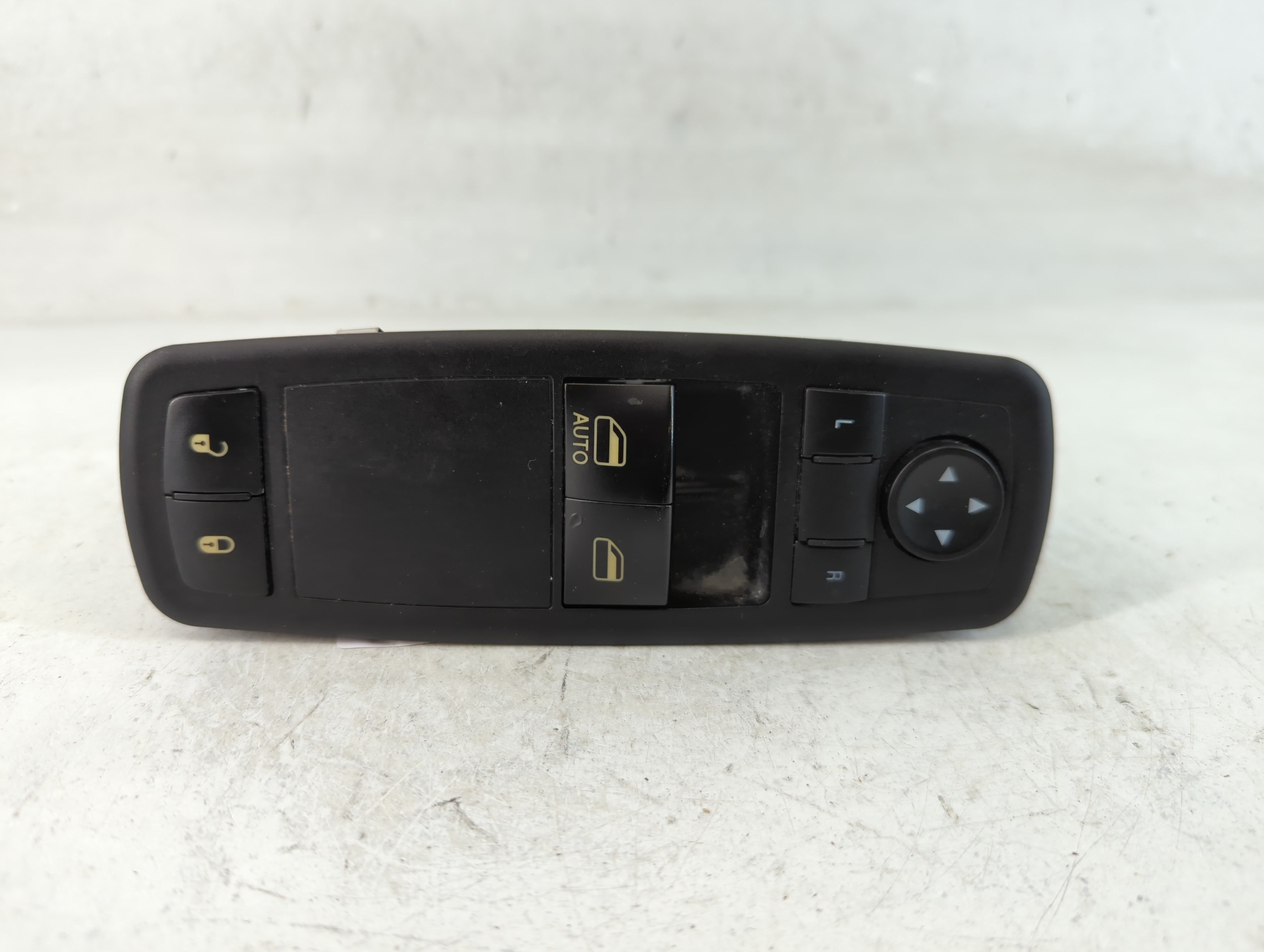 Picture of Dodge Caravan Driver Left Door Master Power Window Switch 851091