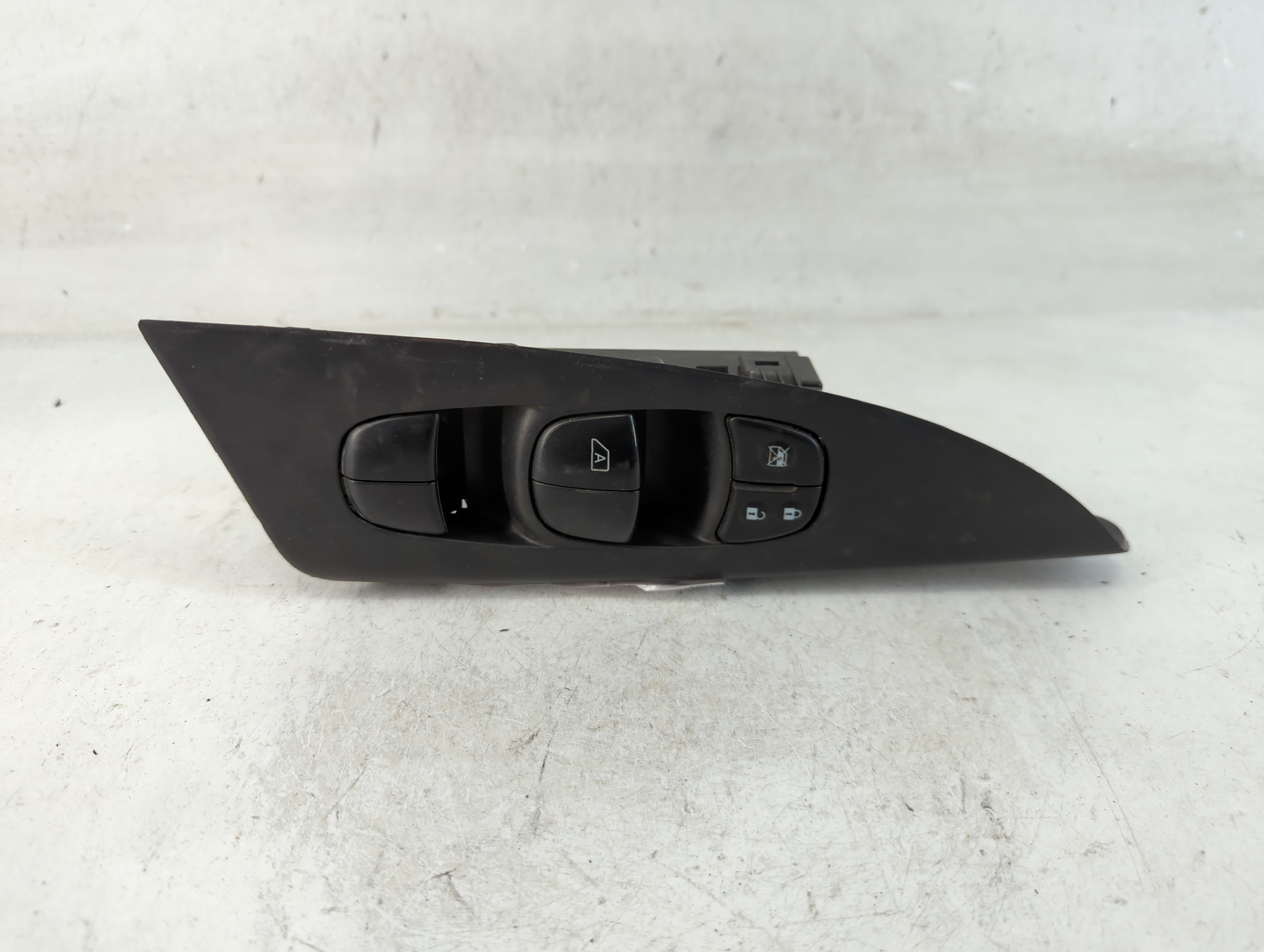 Picture of 2013-2019 Nissan Sentra Driver Left Door Master Power Window Switch 851096