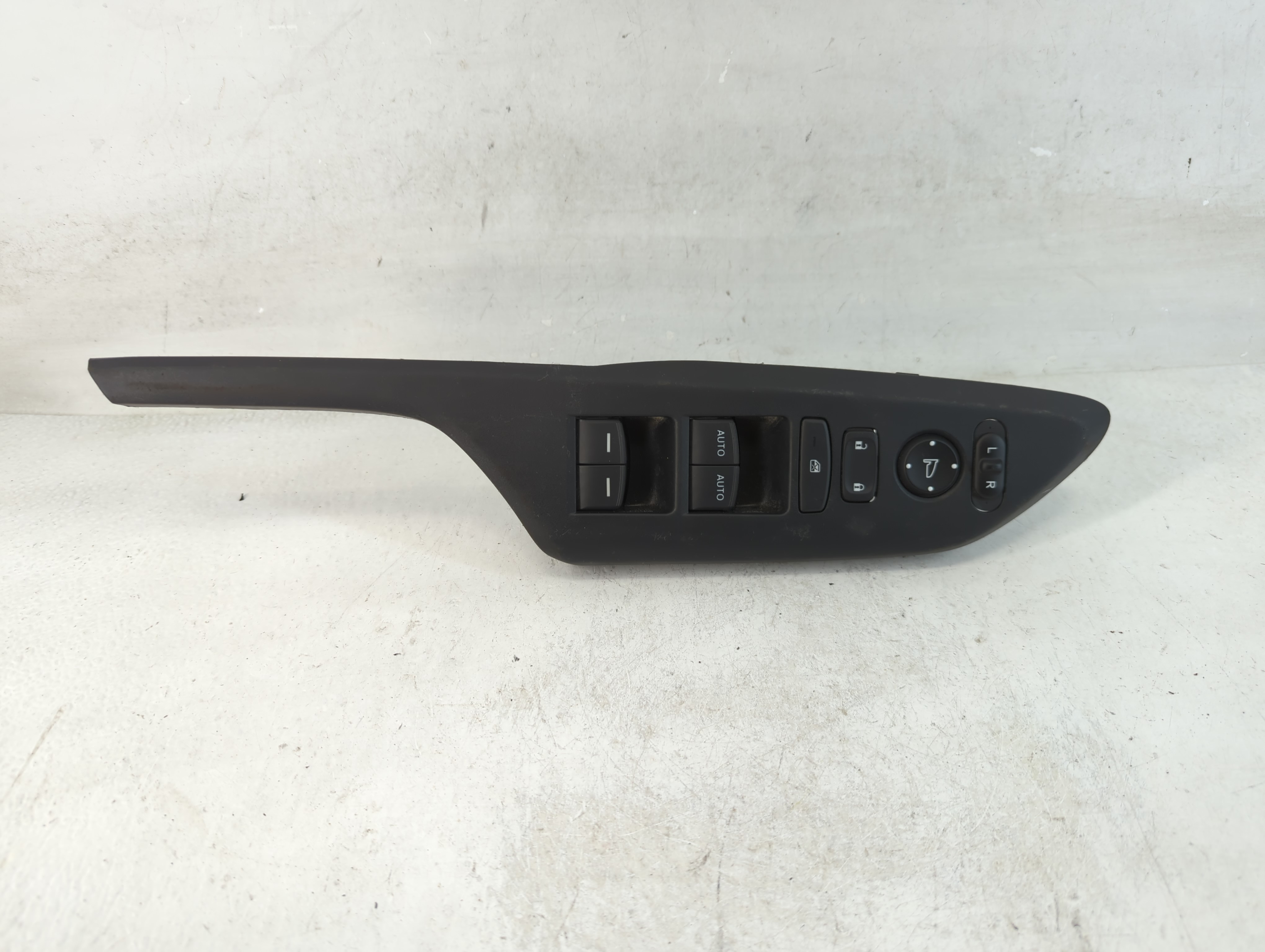 Picture of 2017-2021 Honda Civic Driver Left Door Master Power Window Switch 851131