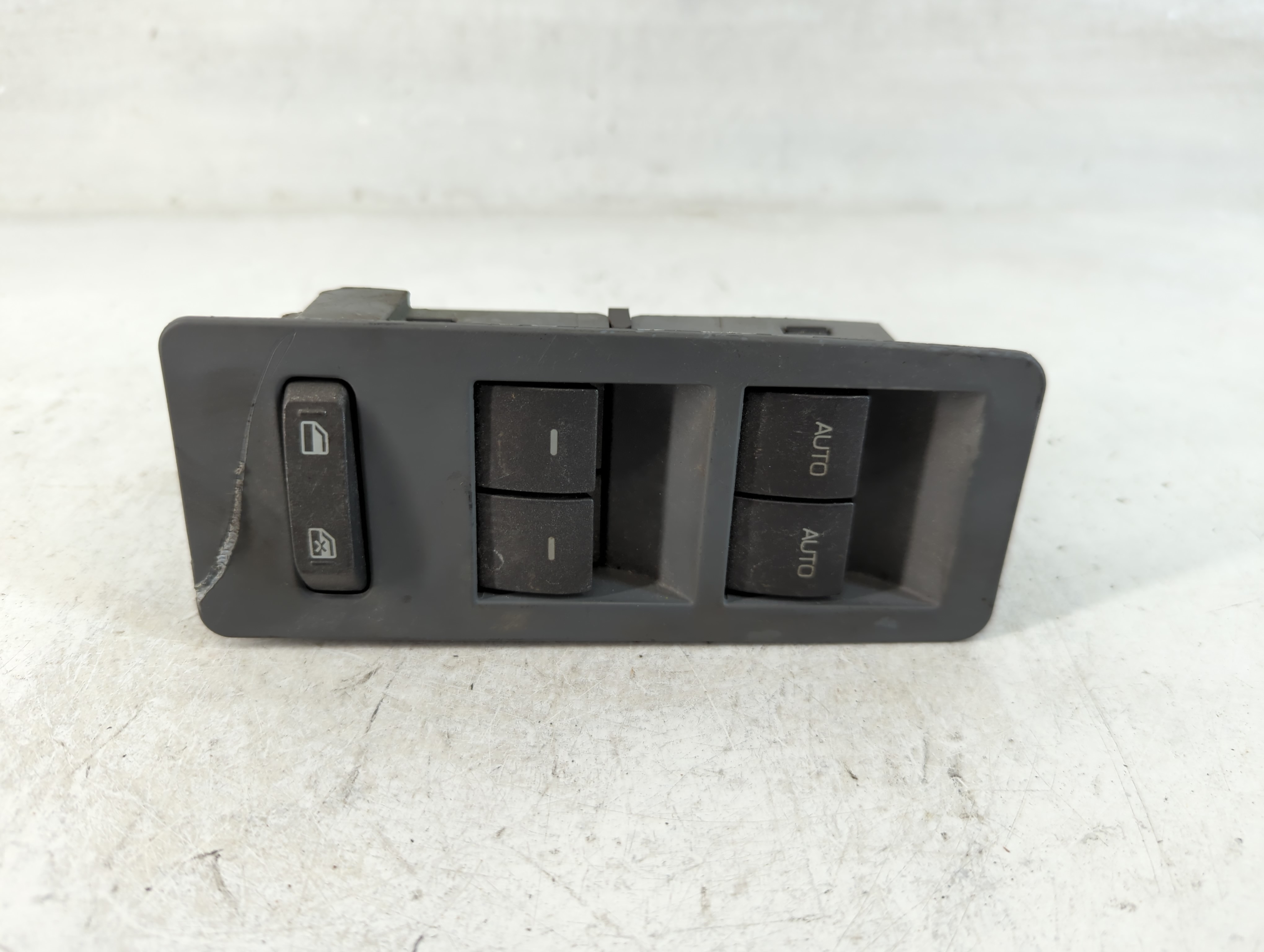 2010-2012 Lincoln Mkz Driver Left Door Master Power Window Switch 851141 - Oemusedautoparts1.com