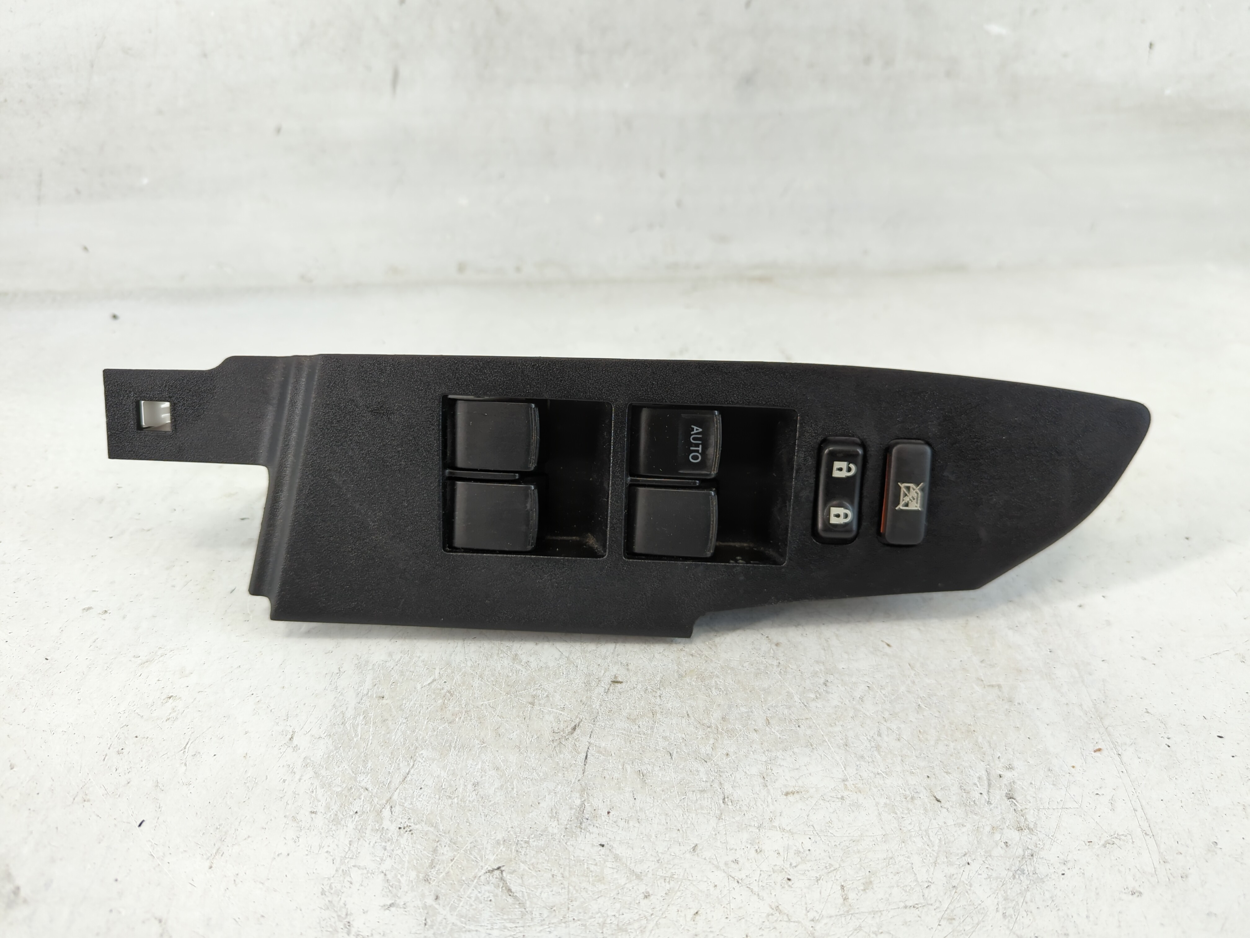 2014-2019 Toyota Corolla Driver Left Door Master Power Window Switch 851172 - Oemusedautoparts1.com