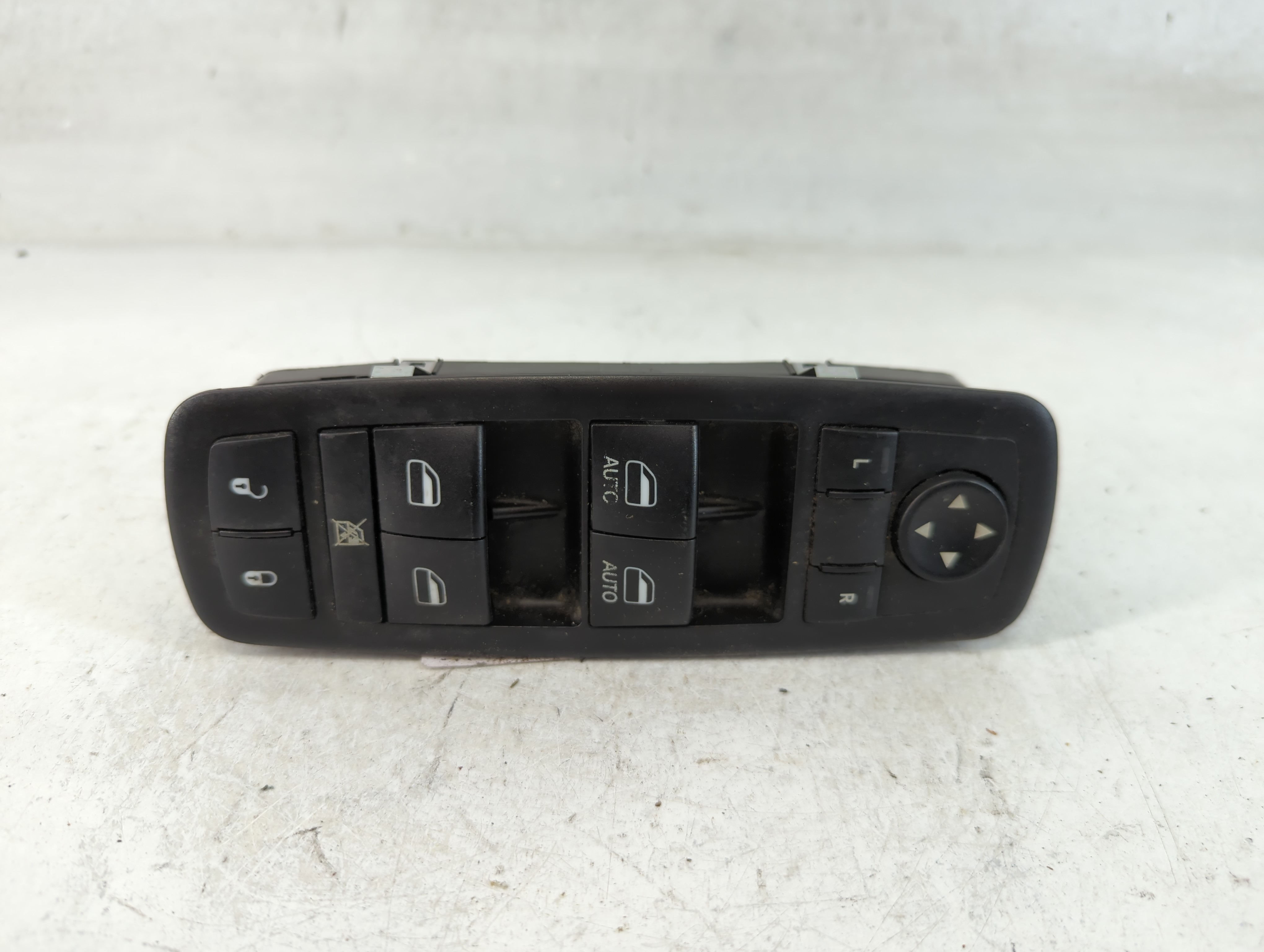 Dodge Ram 1500 Driver Left Door Master Power Window Switch 56046823ae 851202 - Oemusedautoparts1.com