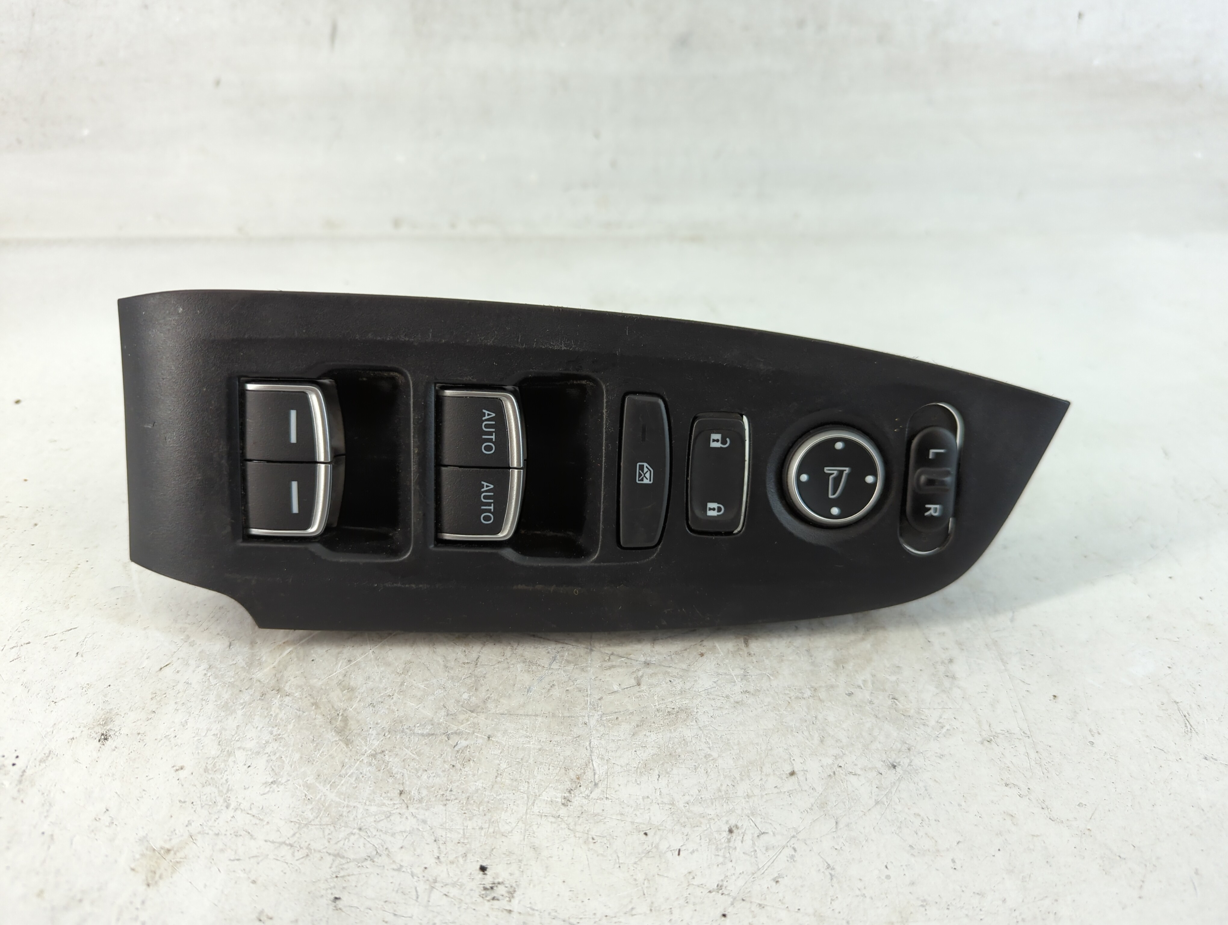 2018-2022 Honda Accord Driver Left Door Master Power Window Switch 851231 - Oemusedautoparts1.com