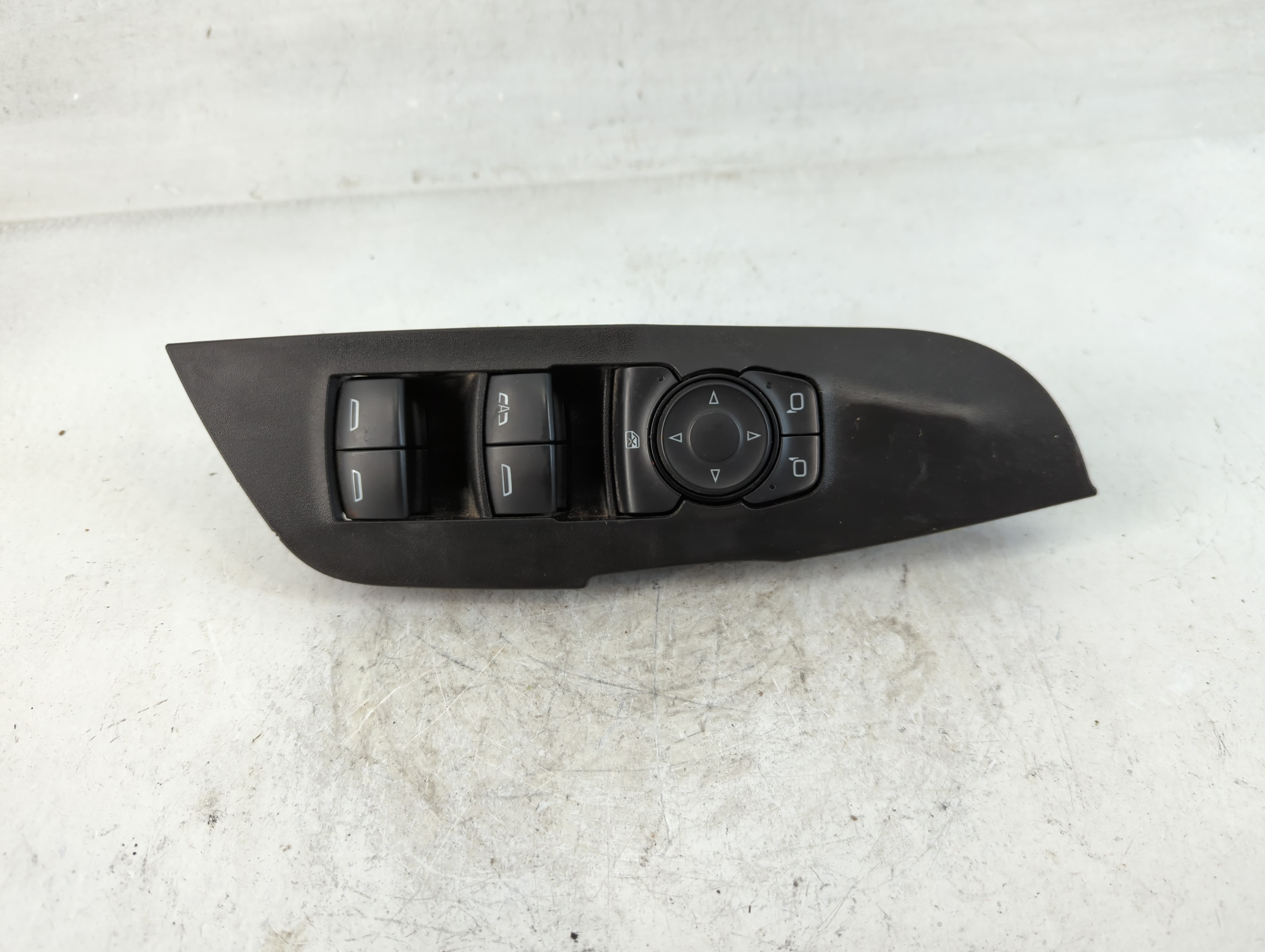 2018-2022 Chevrolet Equinox Driver Left Door Master Power Window Switch 851233 - Oemusedautoparts1.com