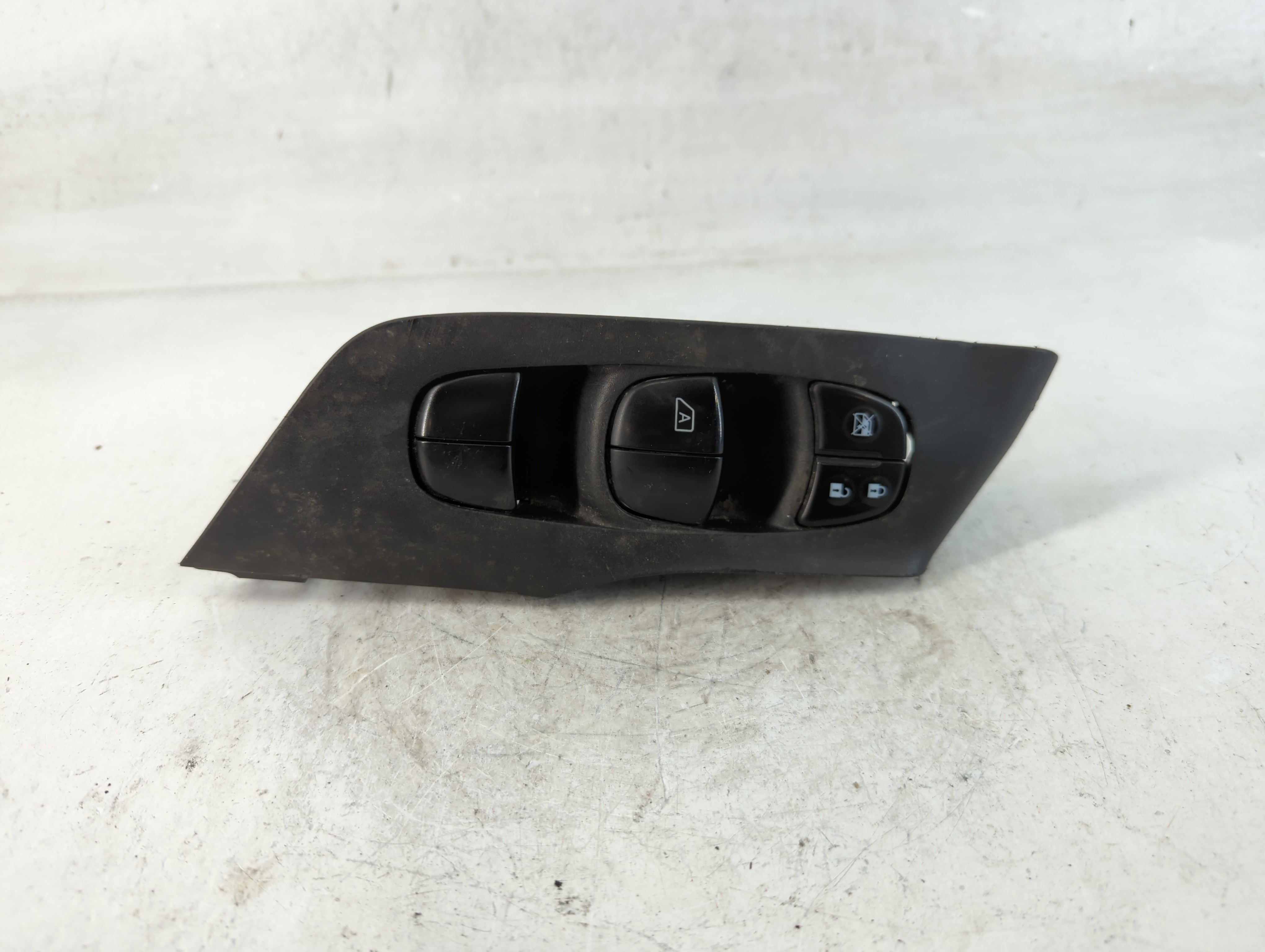 2013-2018 Nissan Altima Driver Left Door Master Power Window Switch 851234 - Oemusedautoparts1.com