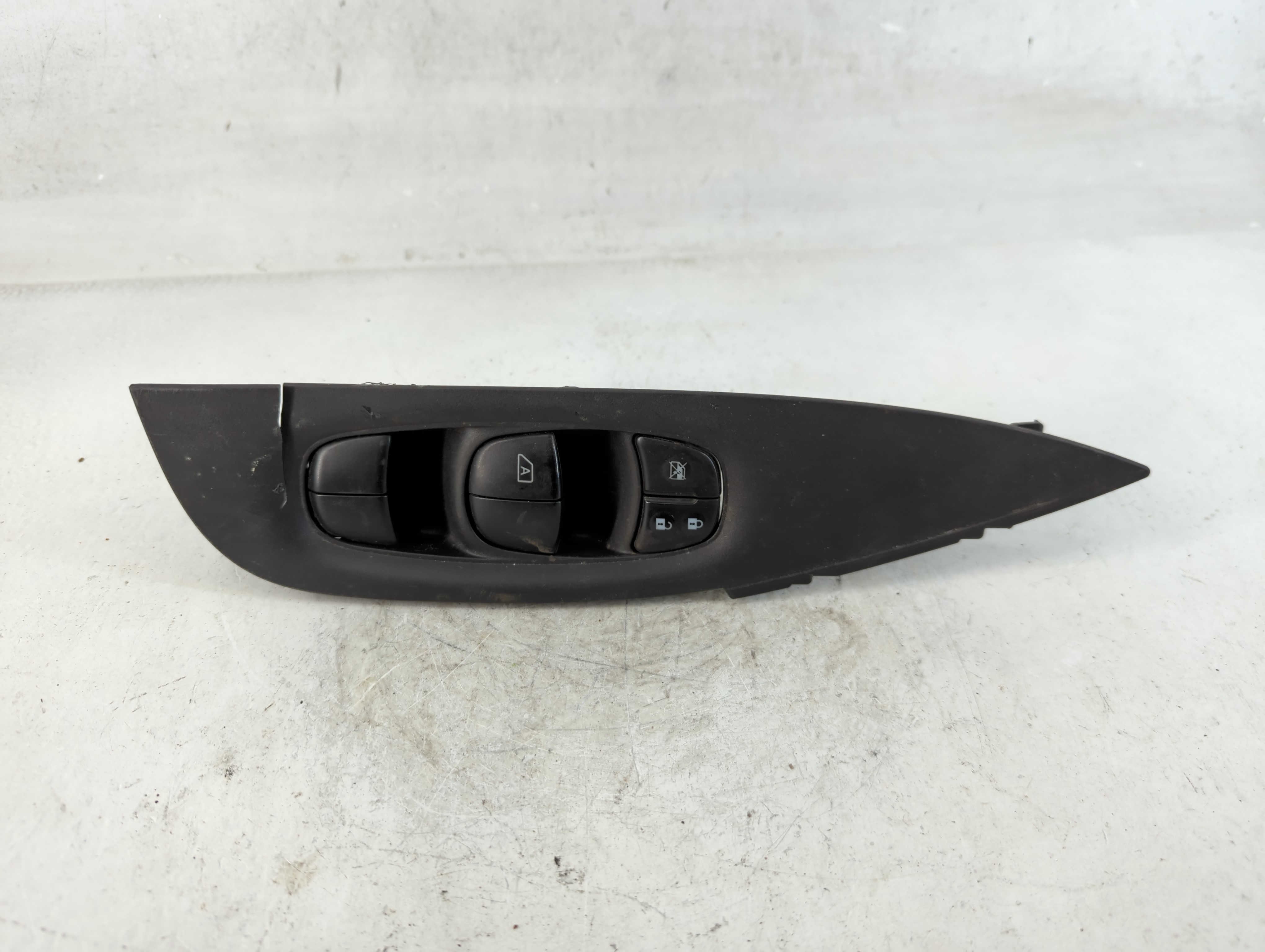 2016-2020 Nissan Rogue Driver Left Door Master Power Window Switch 851239 - Oemusedautoparts1.com