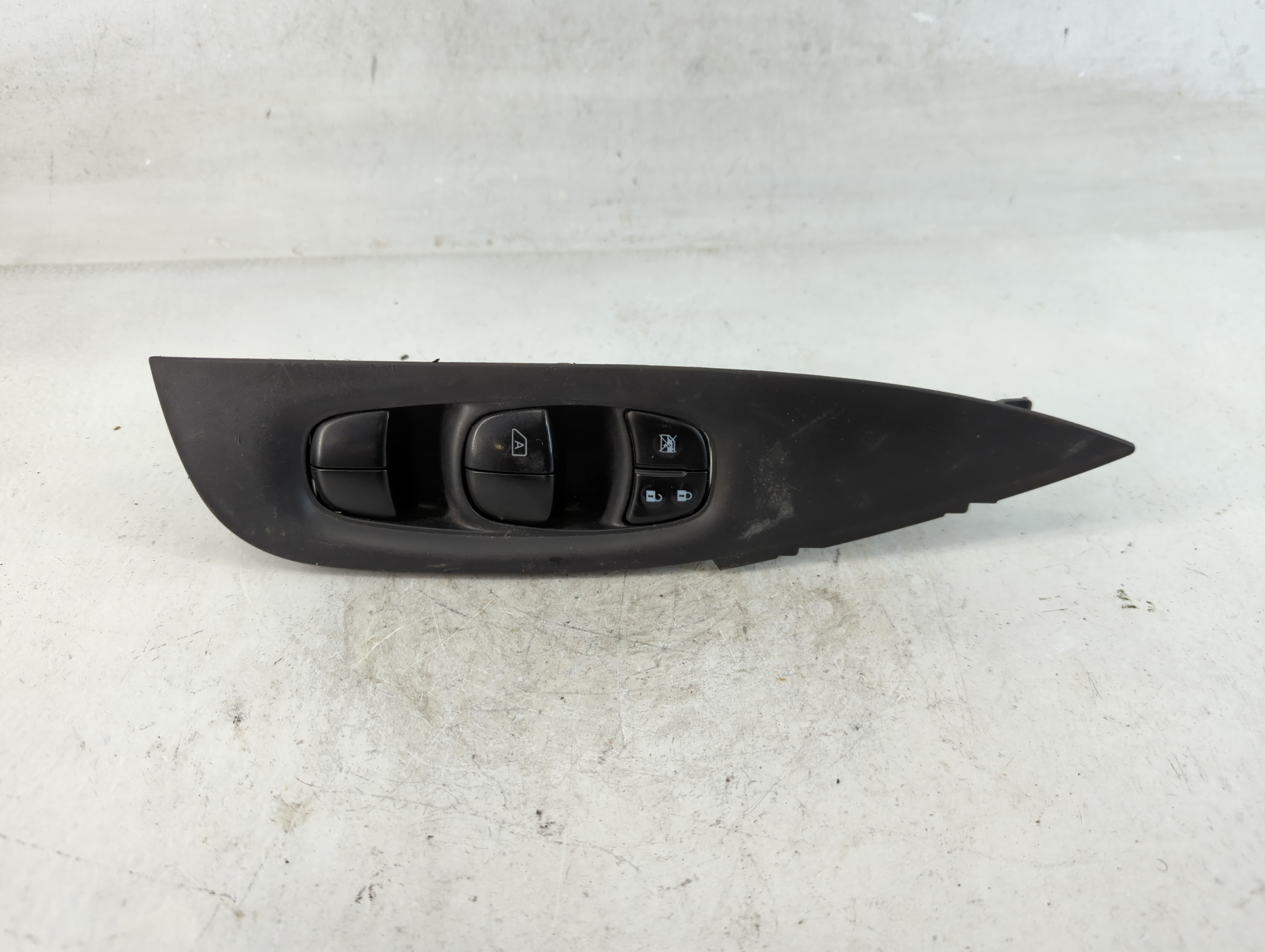 2014-2020 Nissan Rogue Driver Left Door Master Power Window Switch 851290 - Oemusedautoparts1.com