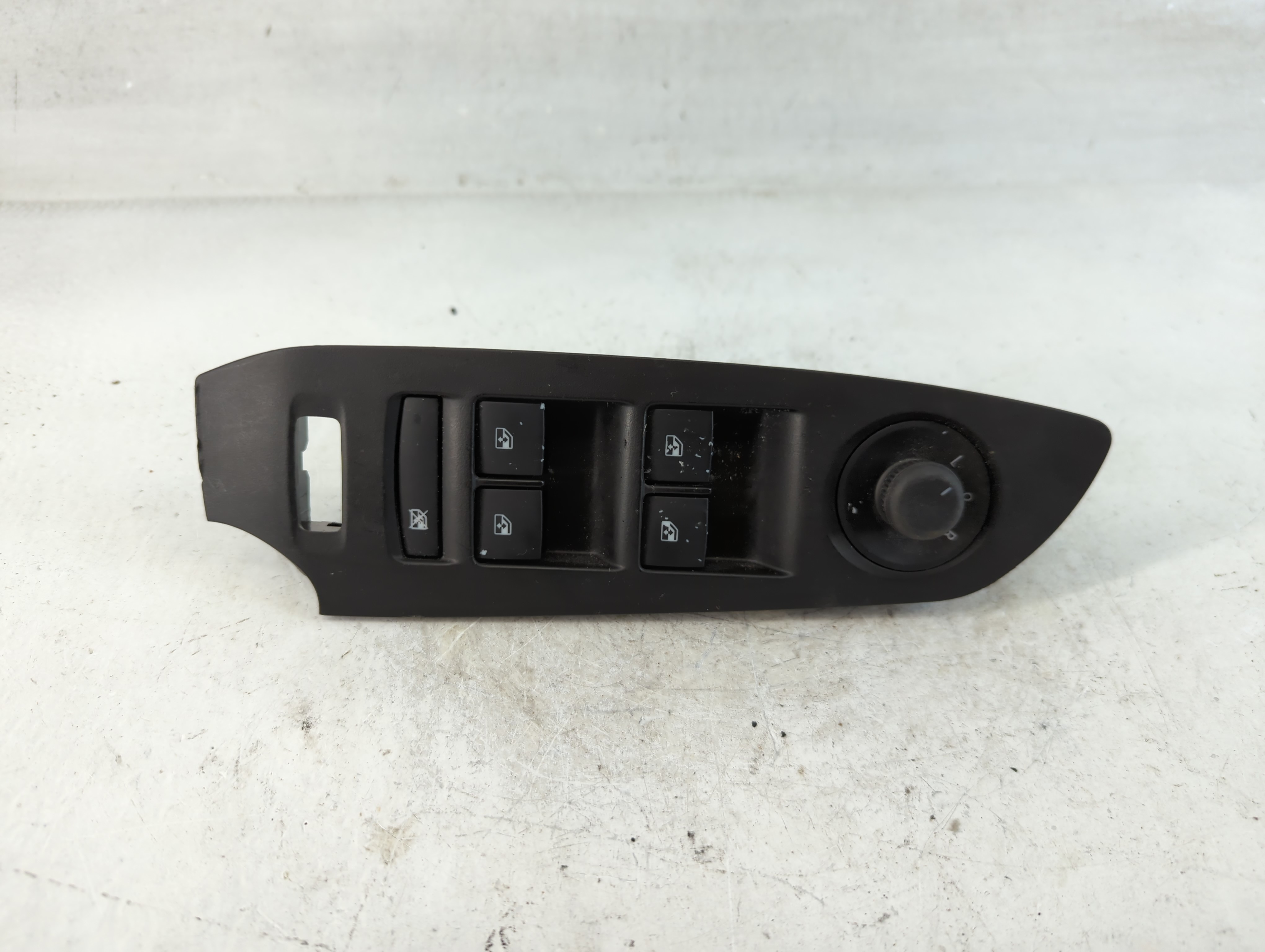 2017-2021 Chevrolet Trax Driver Left Door Master Power Window Switch 851317 - Oemusedautoparts1.com